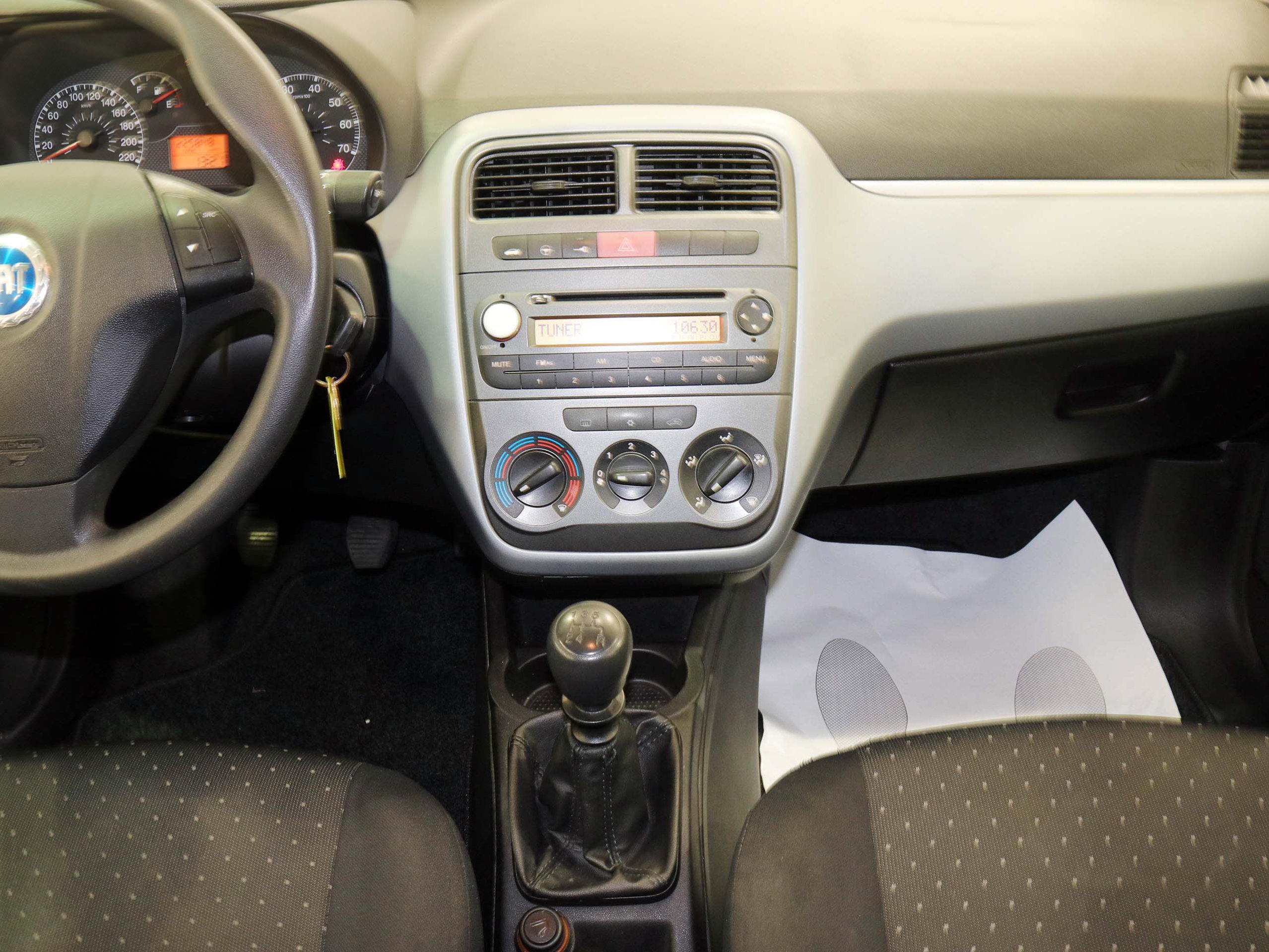 Foto Fiat Punto 17