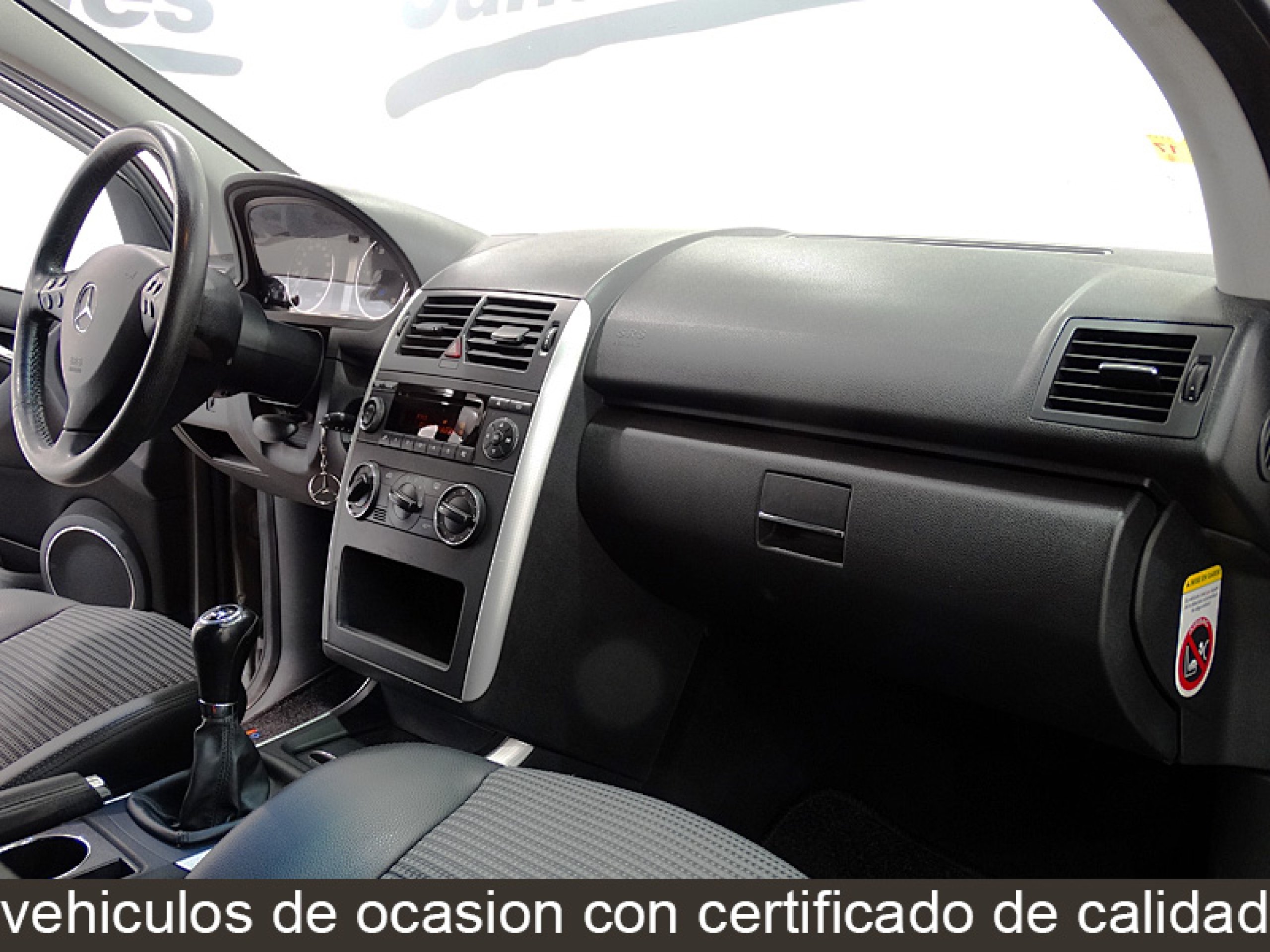 Foto Mercedes-Benz A 180 24