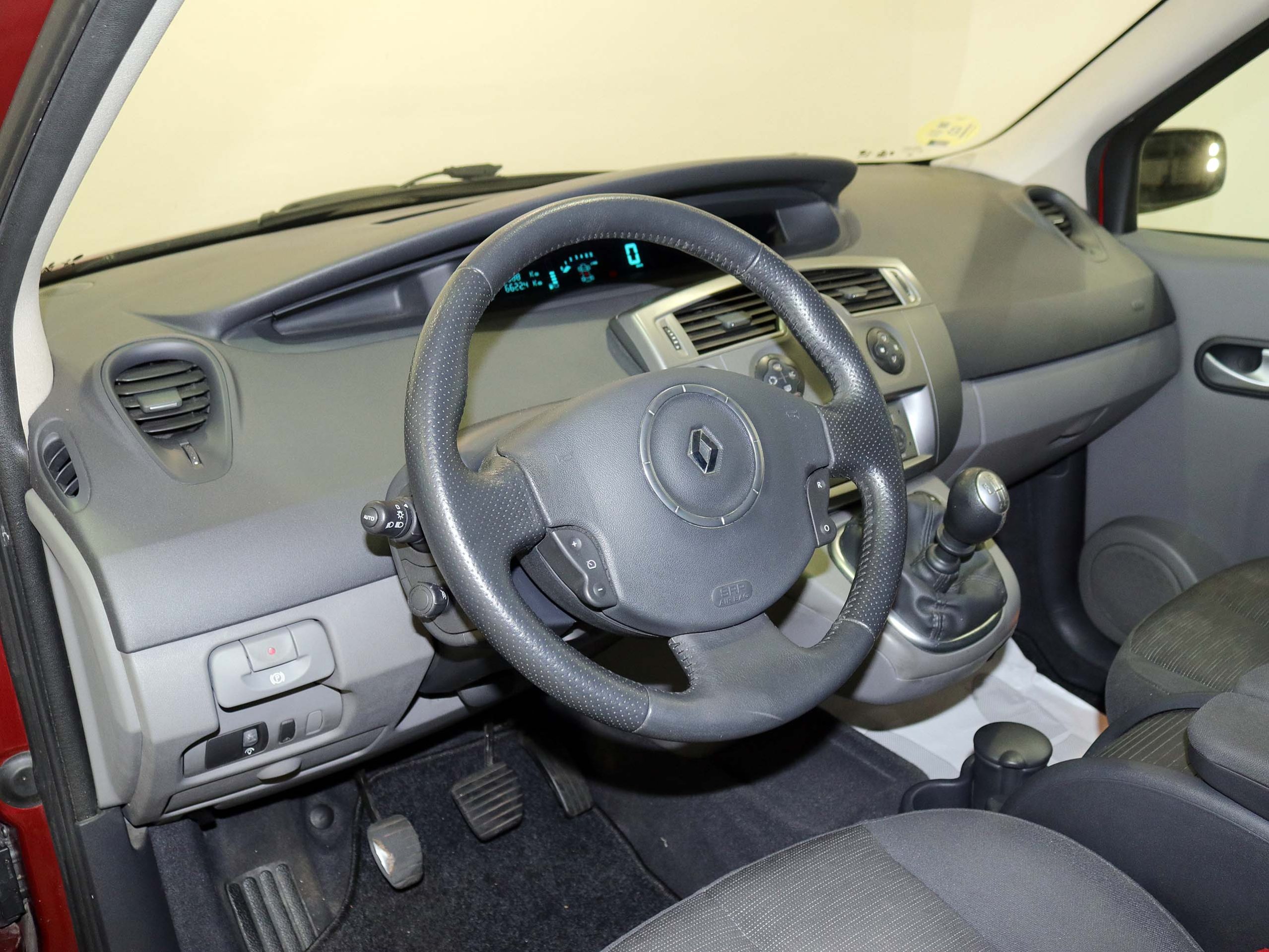 Foto Renault Scenic 18