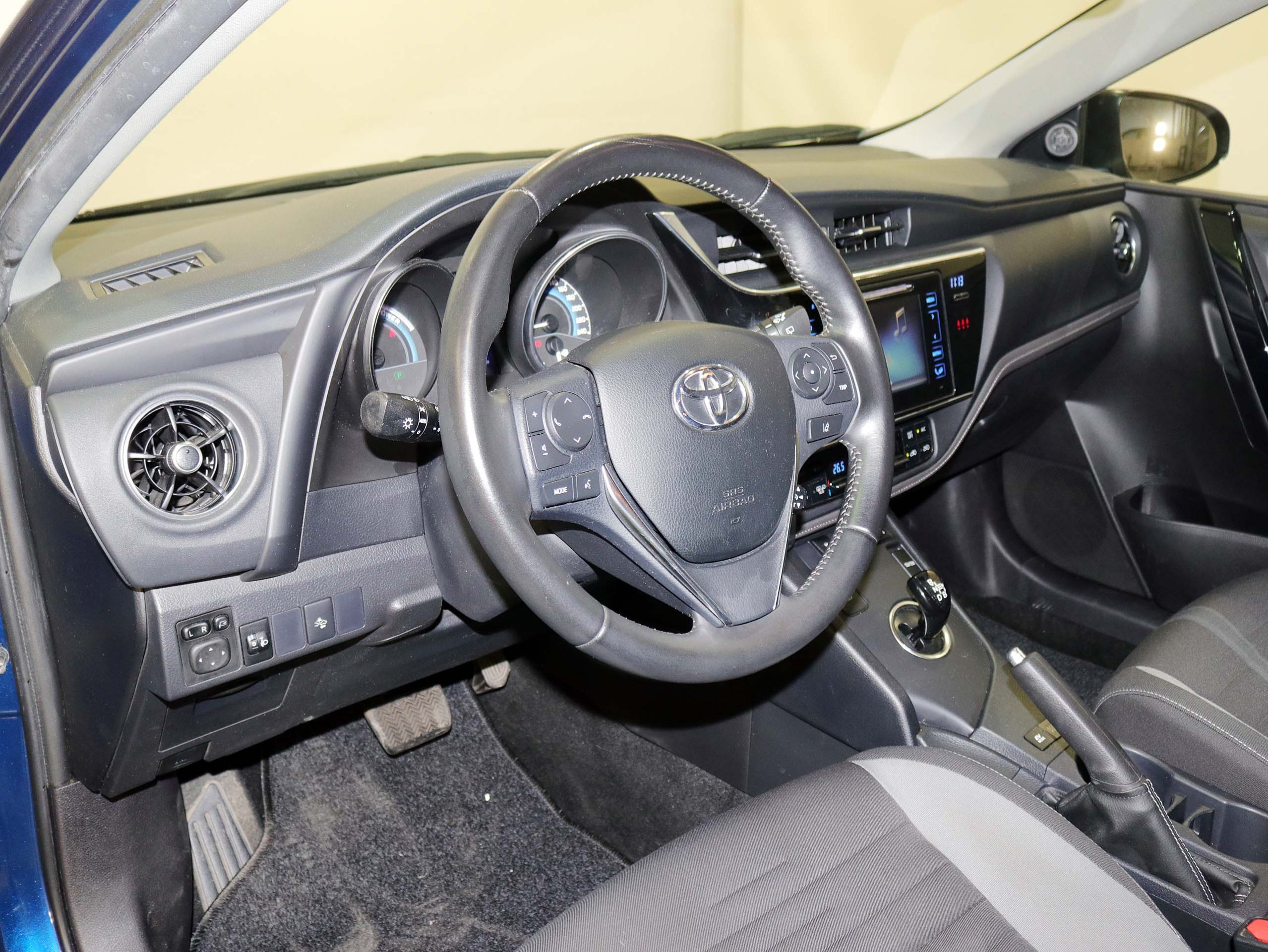 Foto Toyota Auris 25