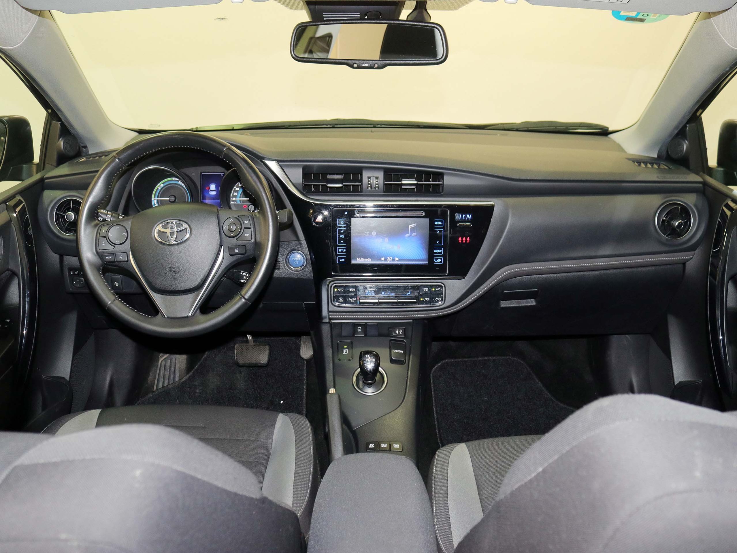 Foto Toyota Auris 26