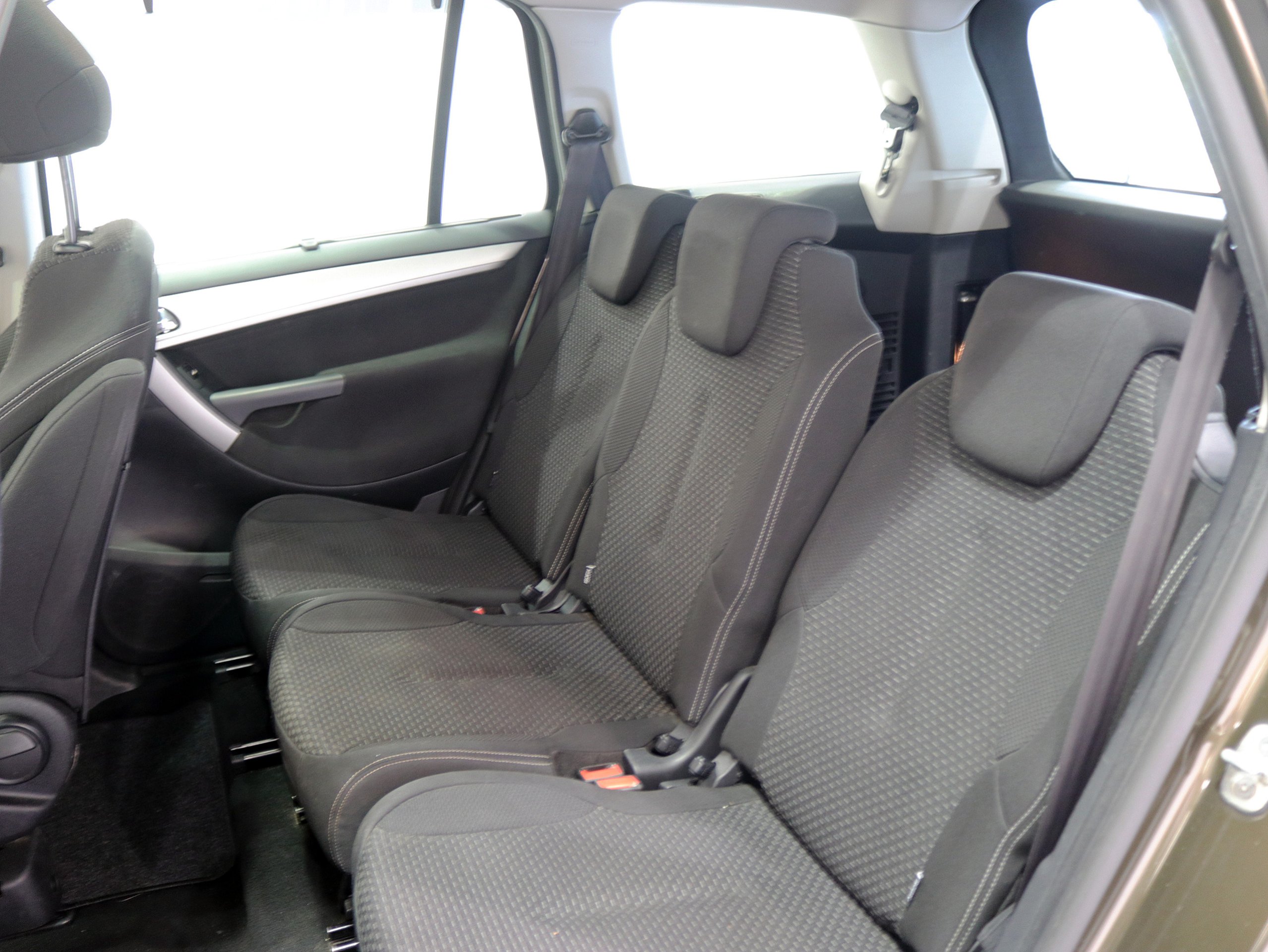 Foto Citroen Grand C4 Picasso 12 Foto Citroen Grand C4 Picasso 12
