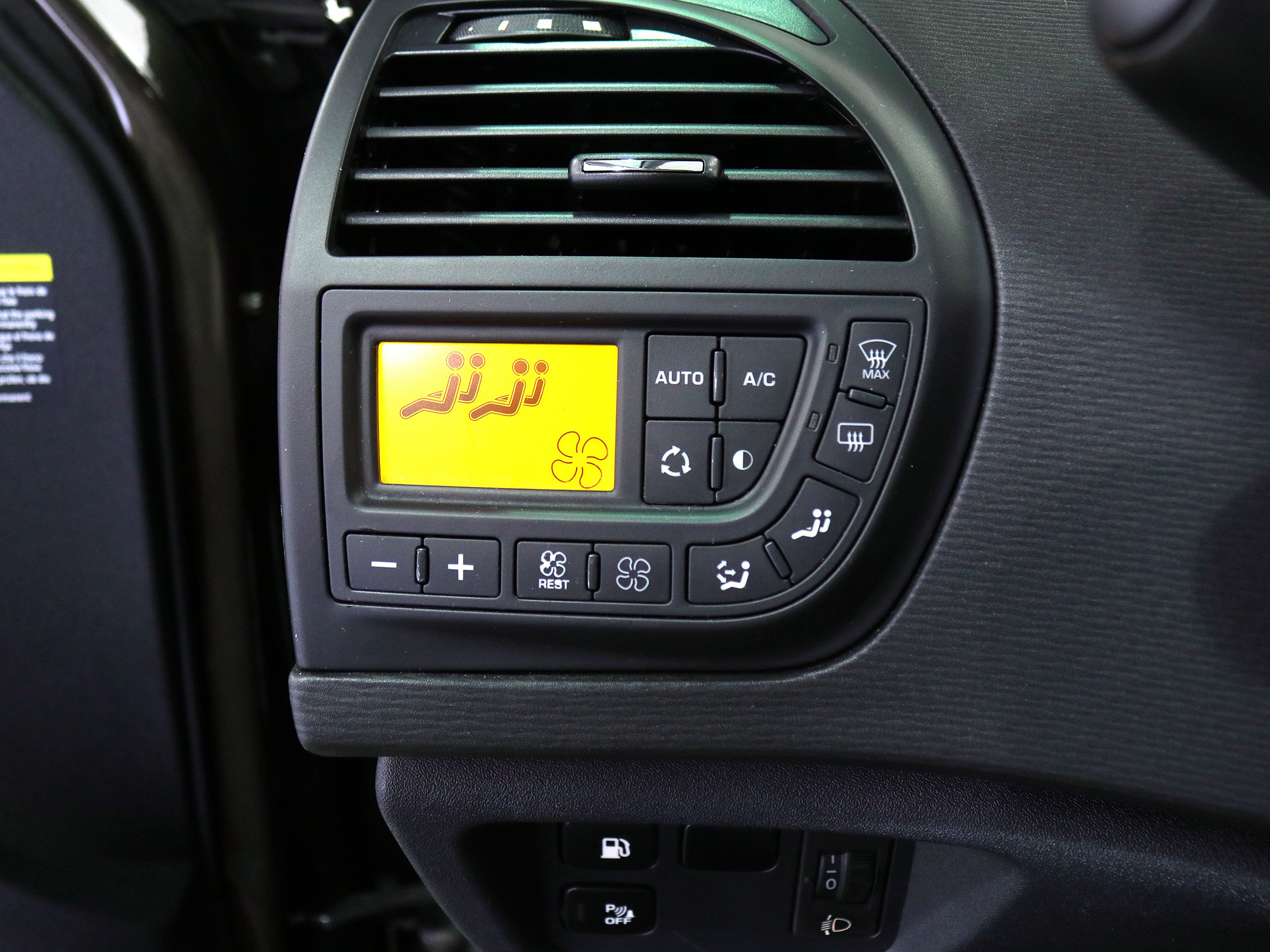 Foto Citroen Grand C4 Picasso 21 Foto Citroen Grand C4 Picasso 21