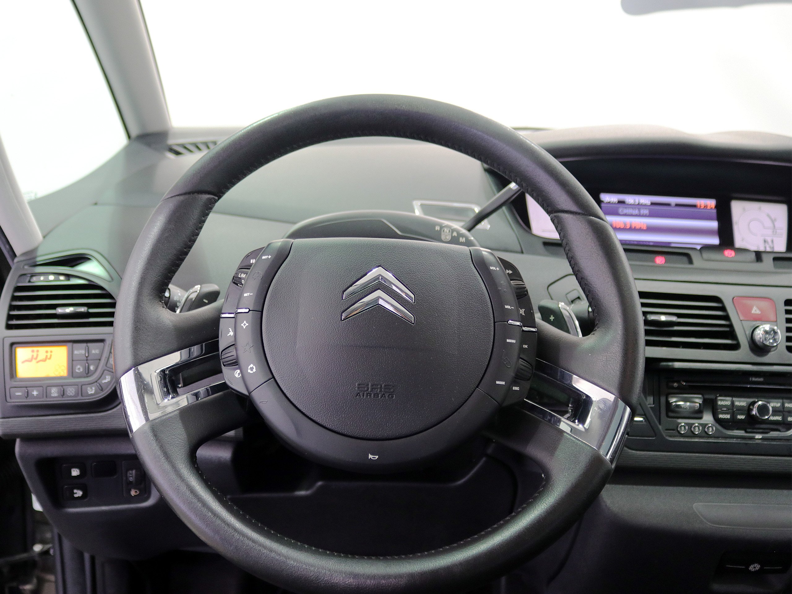 Foto Citroen Grand C4 Picasso 30 Foto Citroen Grand C4 Picasso 30