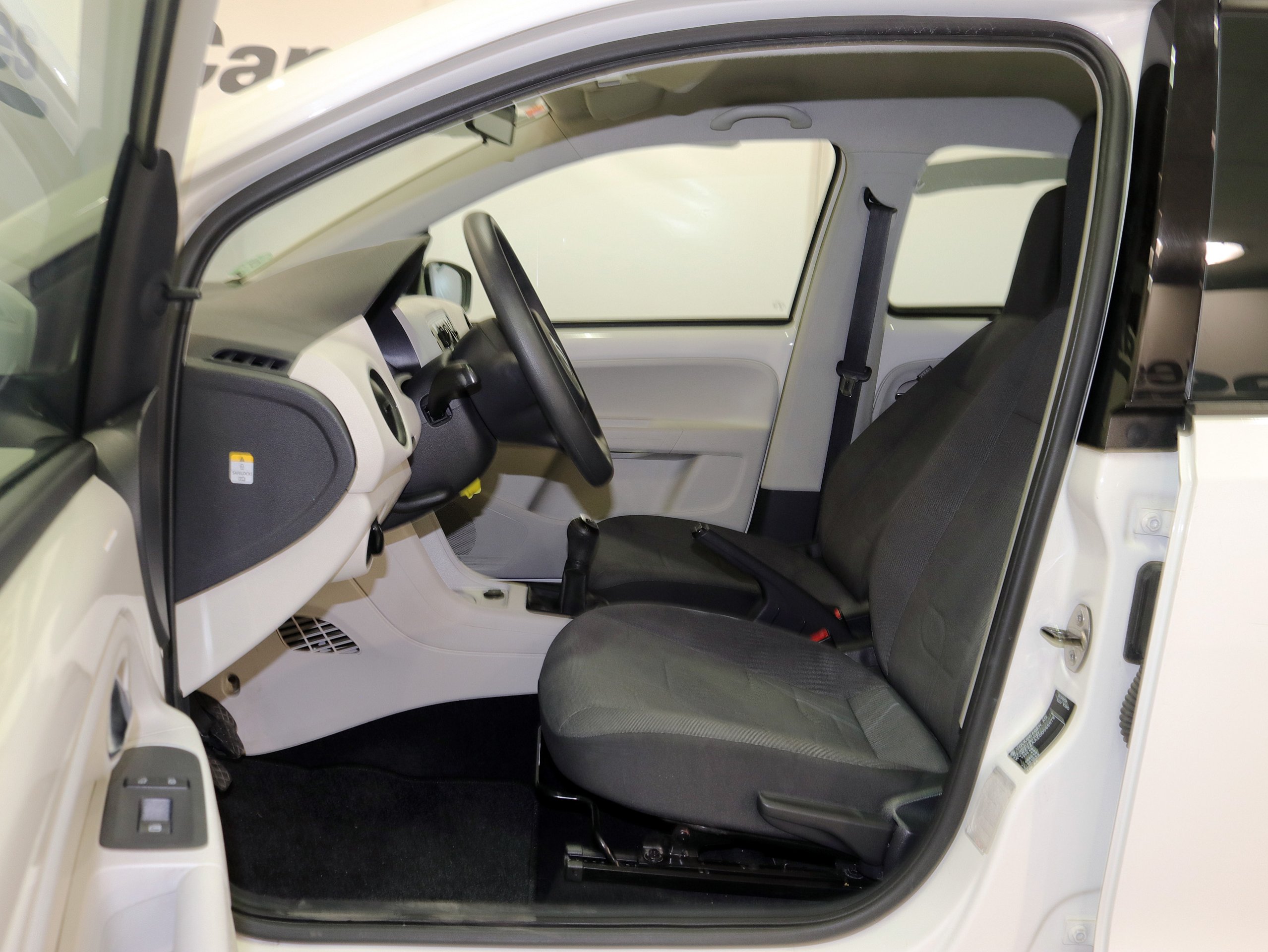 Foto Volkswagen up! 16