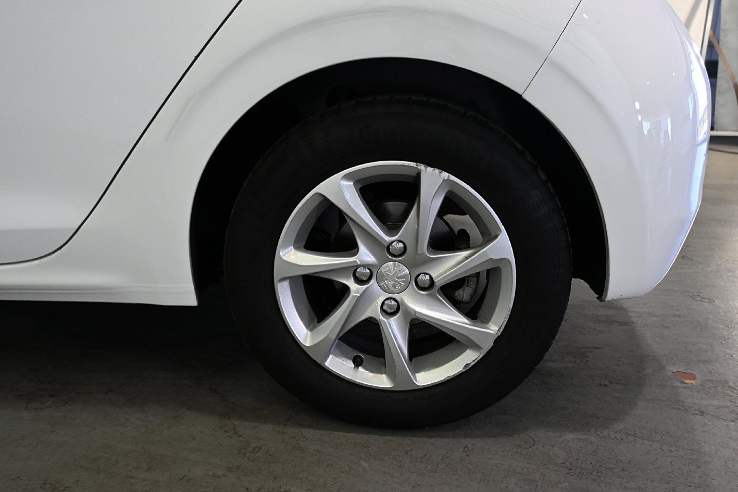 Foto Peugeot 208 23