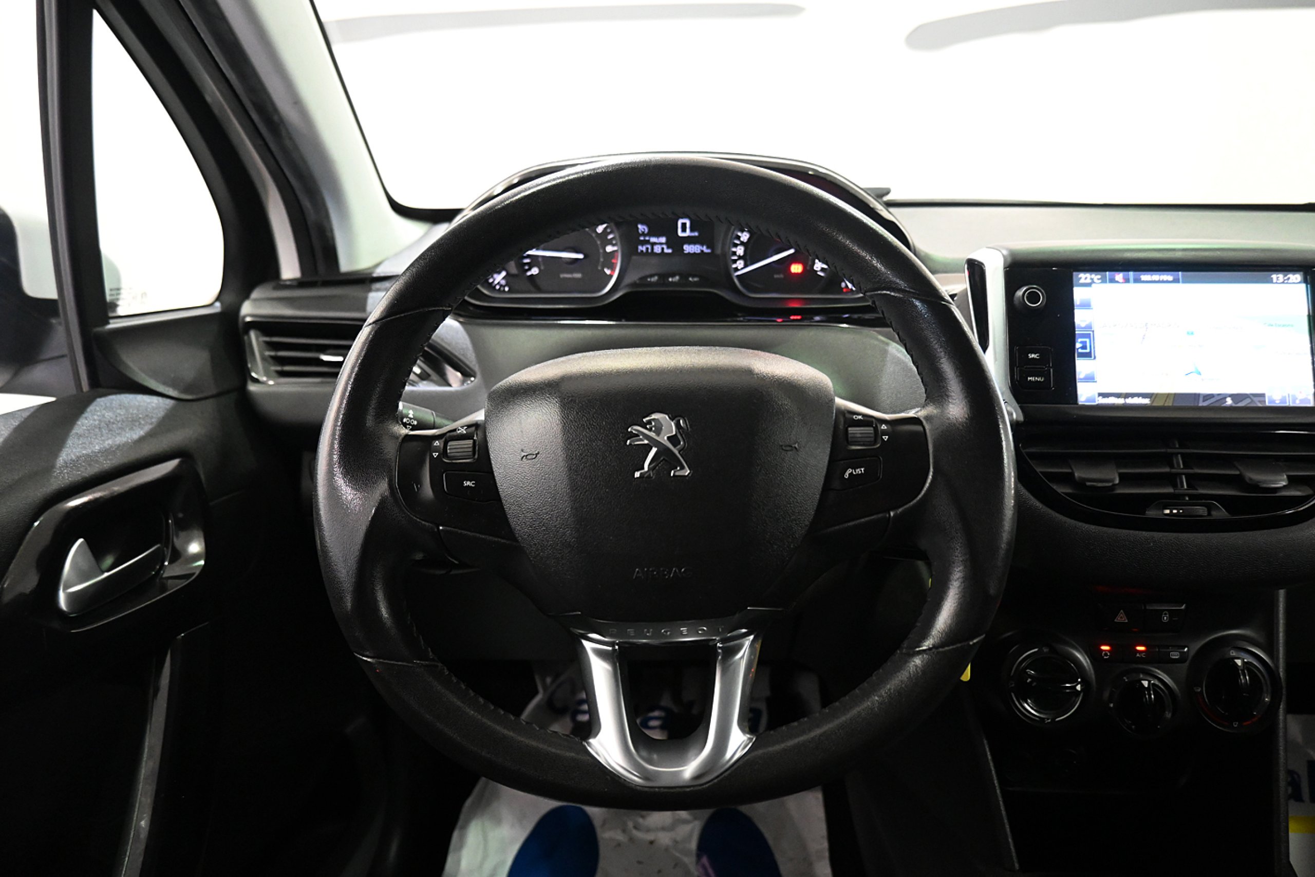 Foto Peugeot 208 13