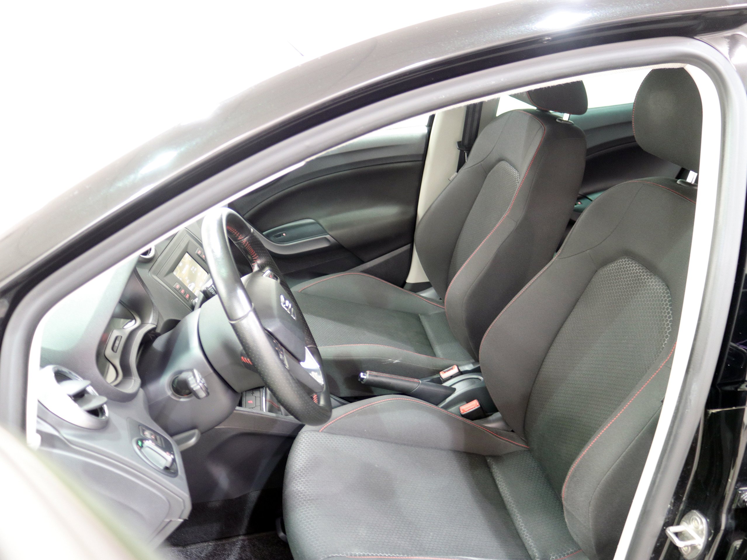 Foto Seat Ibiza 13