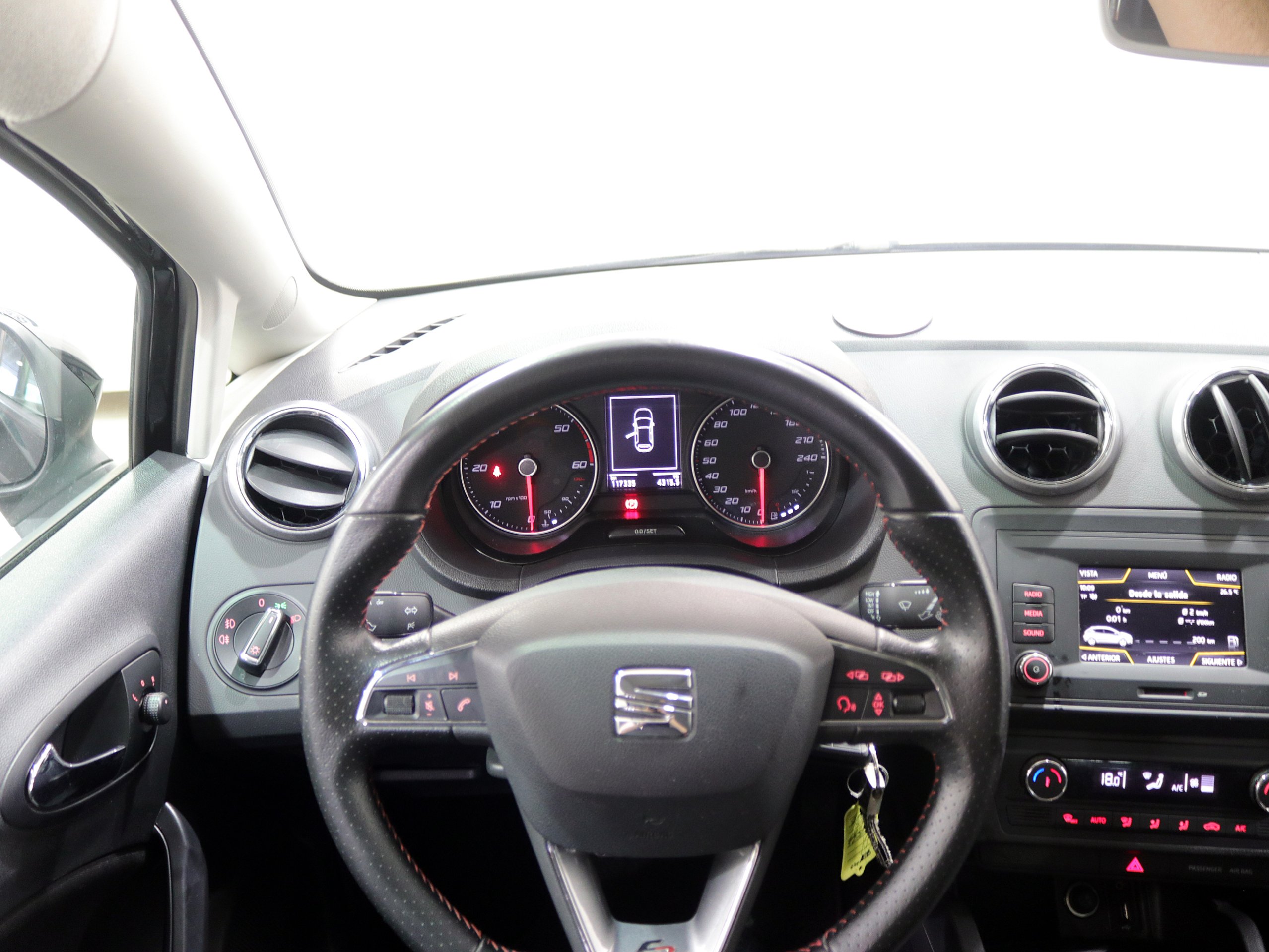 Foto Seat Ibiza 16