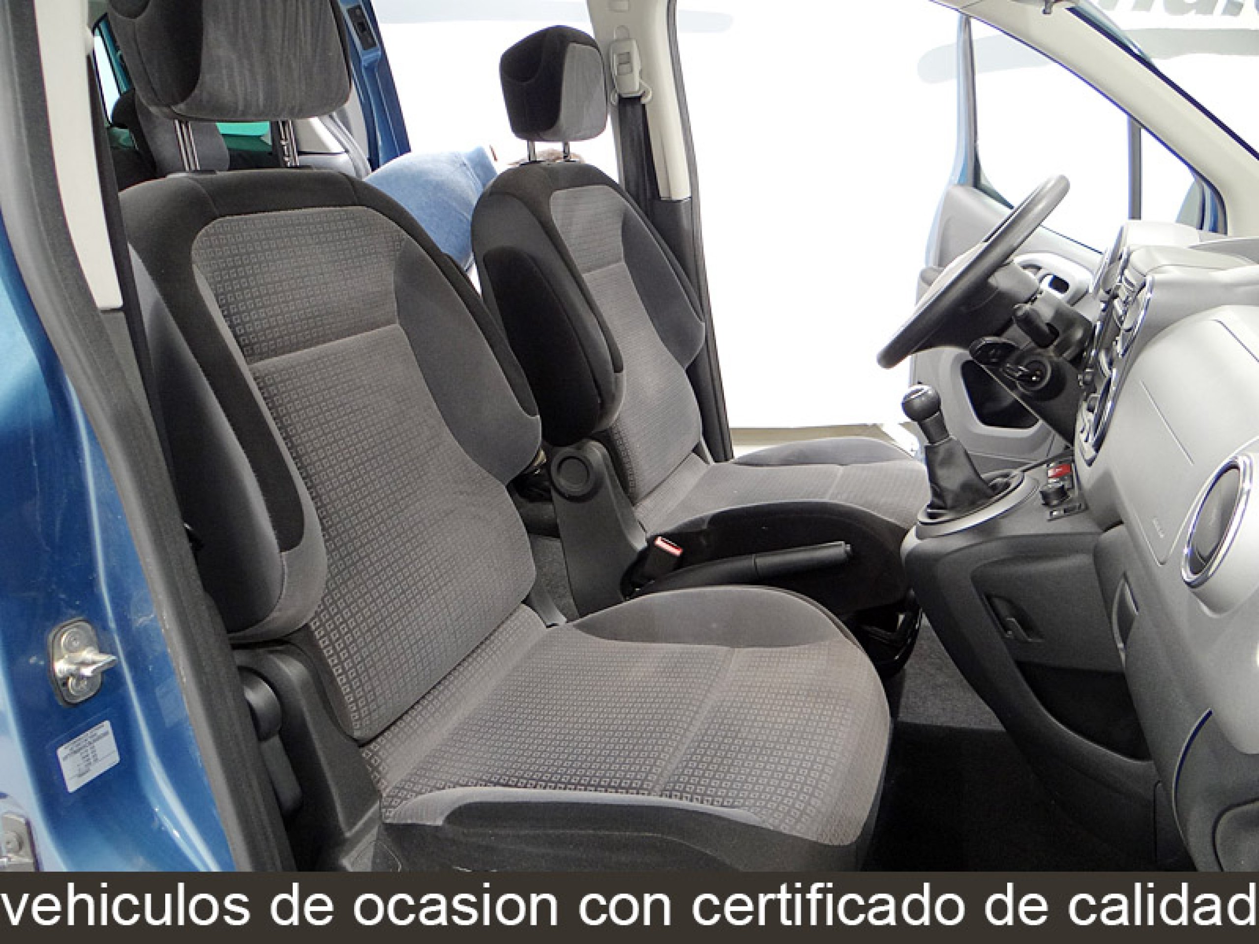 Foto Citroen Berlingo 23