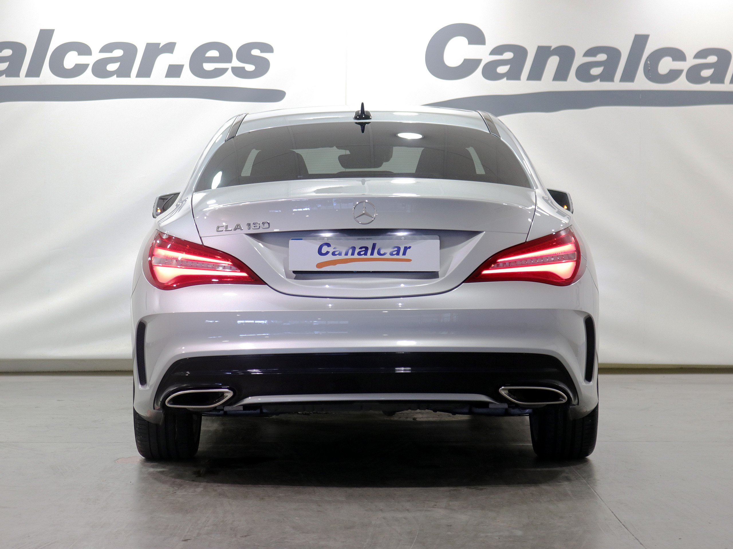 Foto Mercedes-Benz CLA 180 7