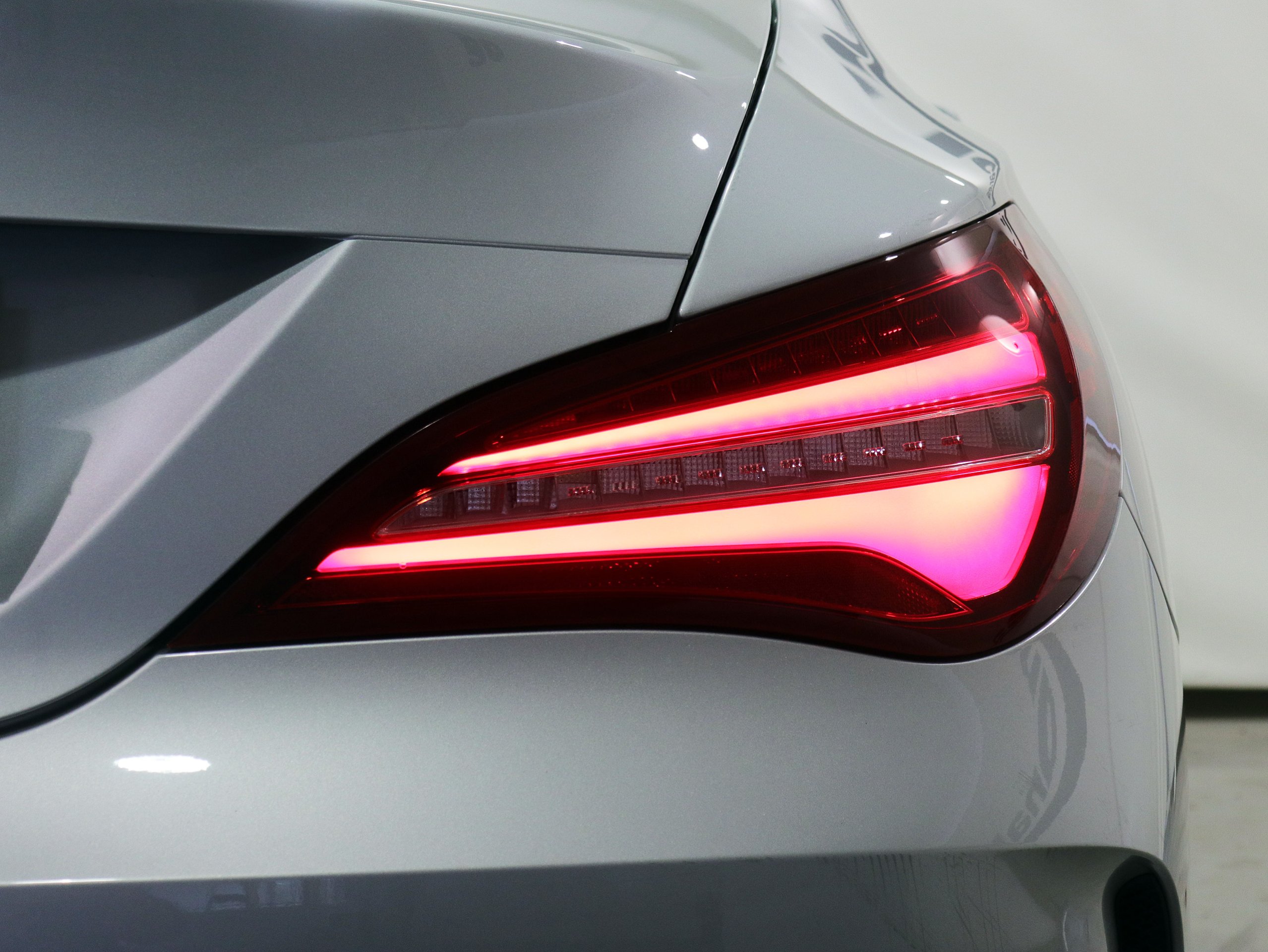 Foto Mercedes-Benz CLA 180 12