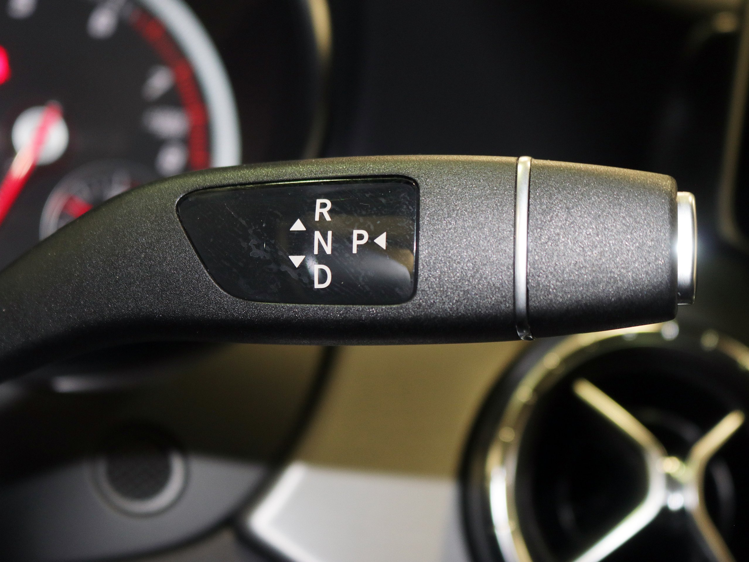 Foto Mercedes-Benz CLA 180 41