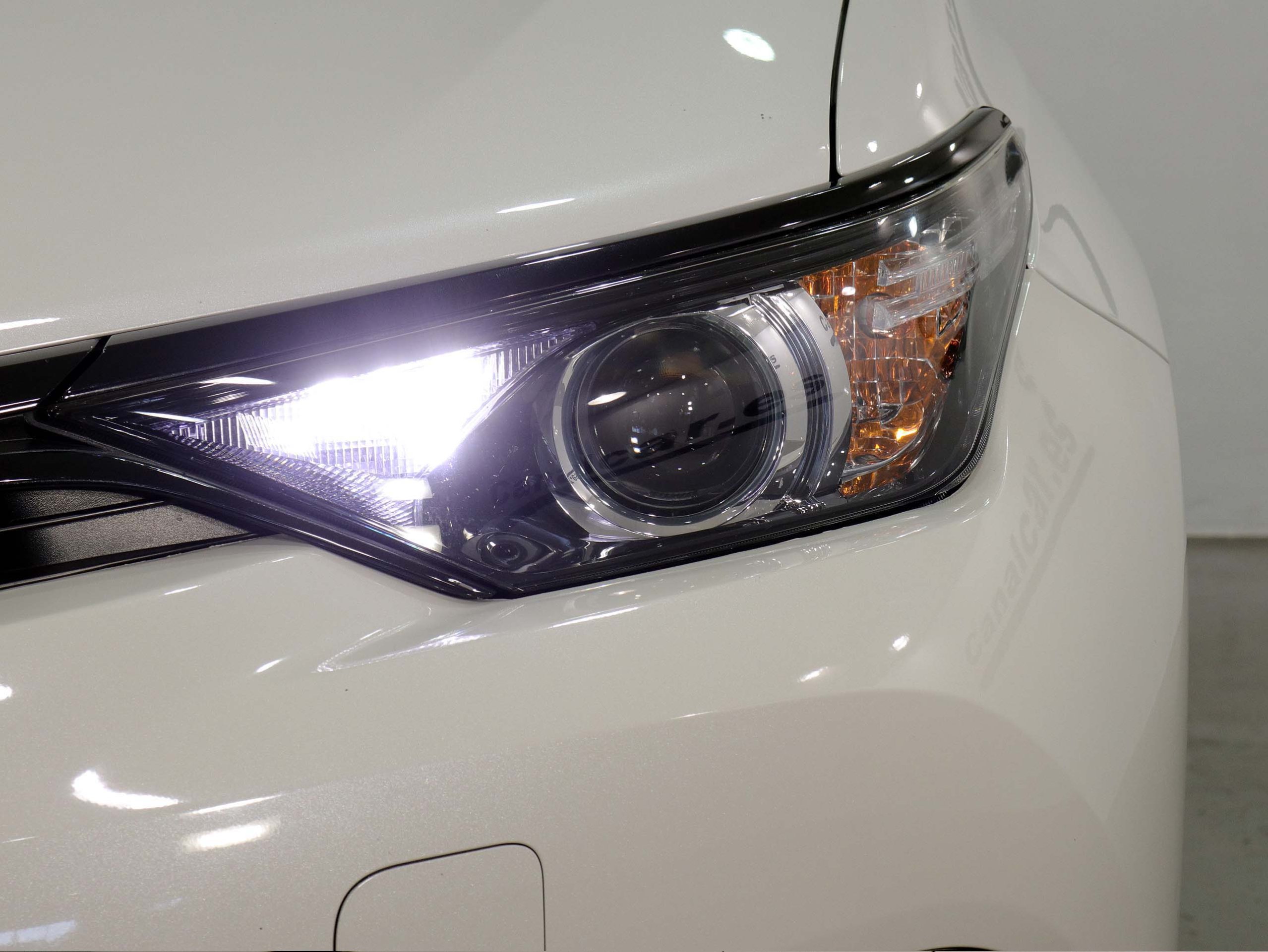 Foto Toyota Auris 14