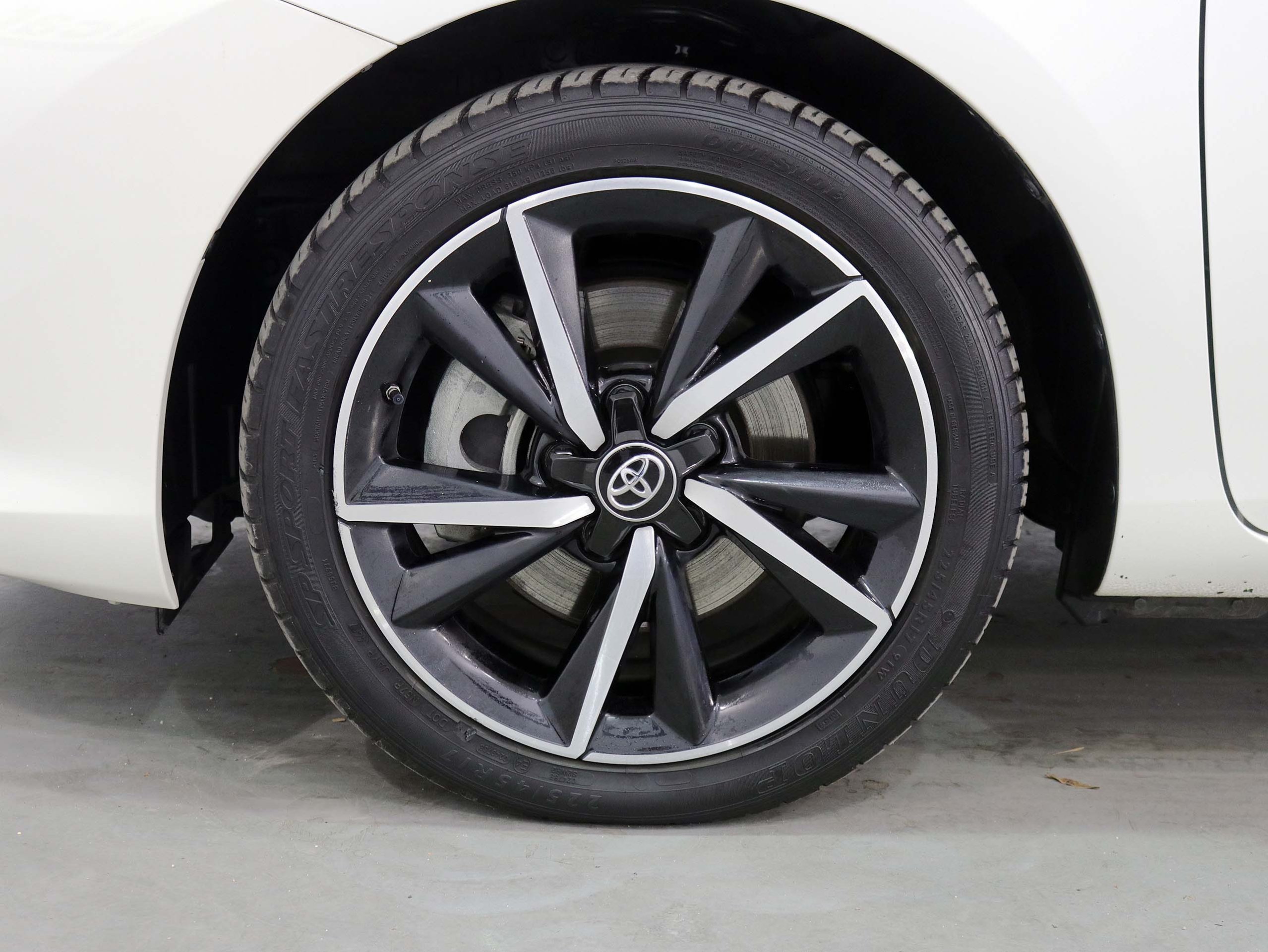 Foto Toyota Auris 40
