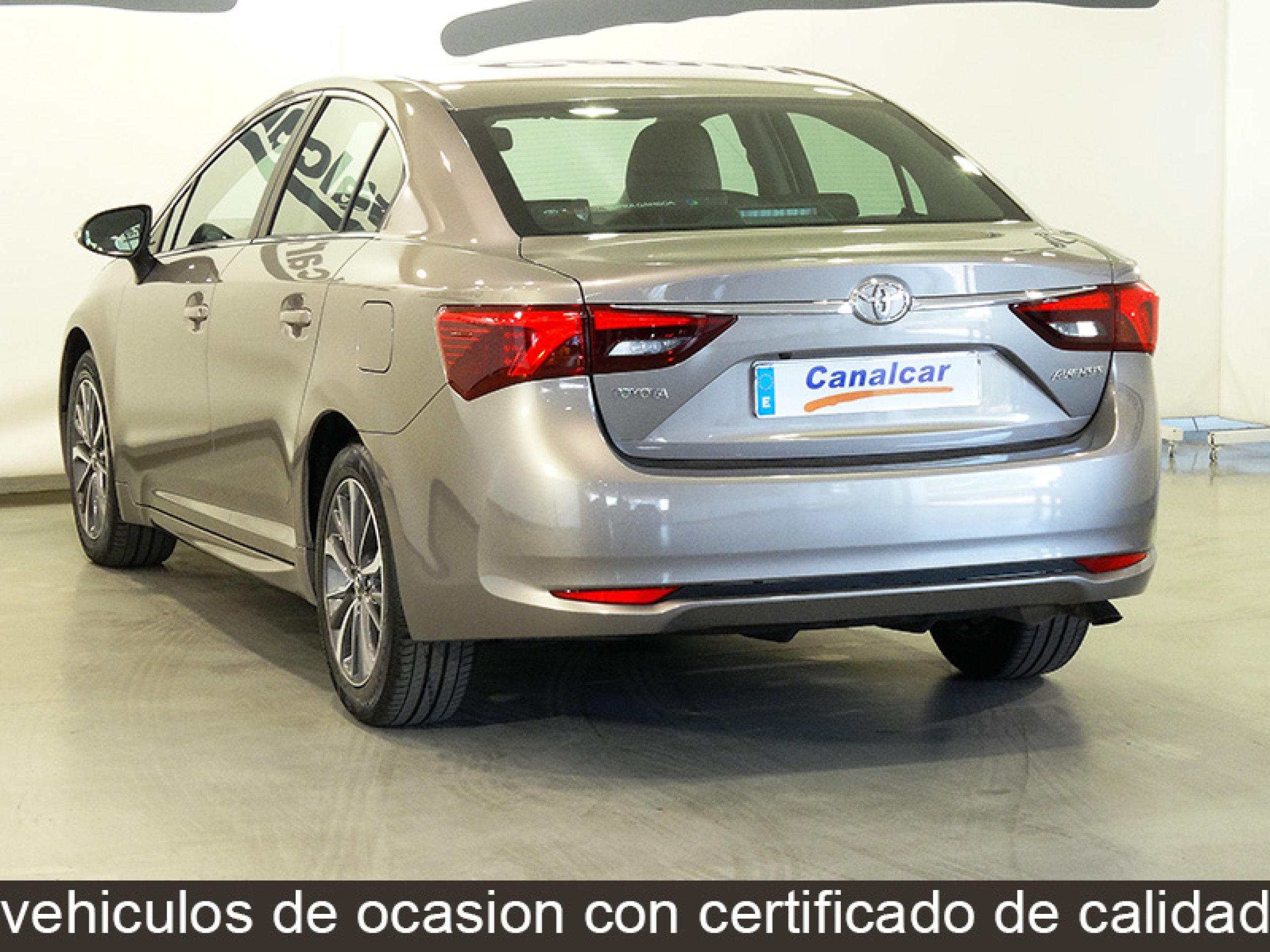 Foto Toyota Avensis 8