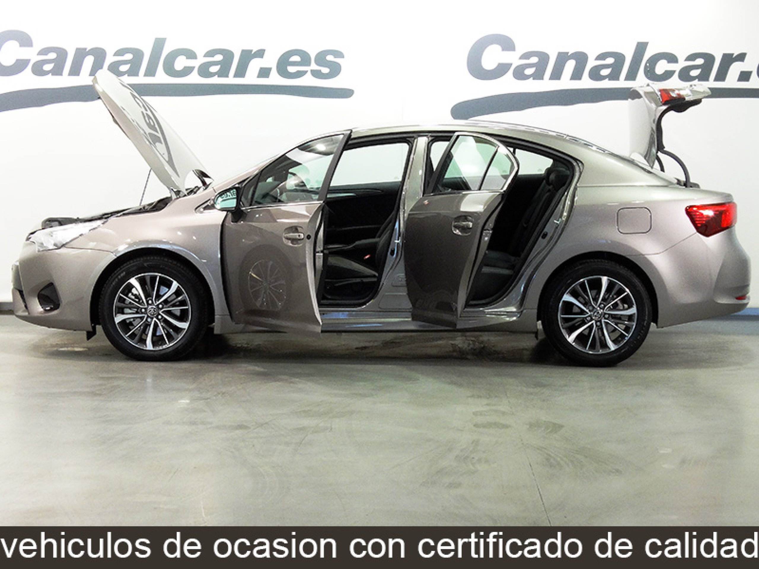 Foto Toyota Avensis 10
