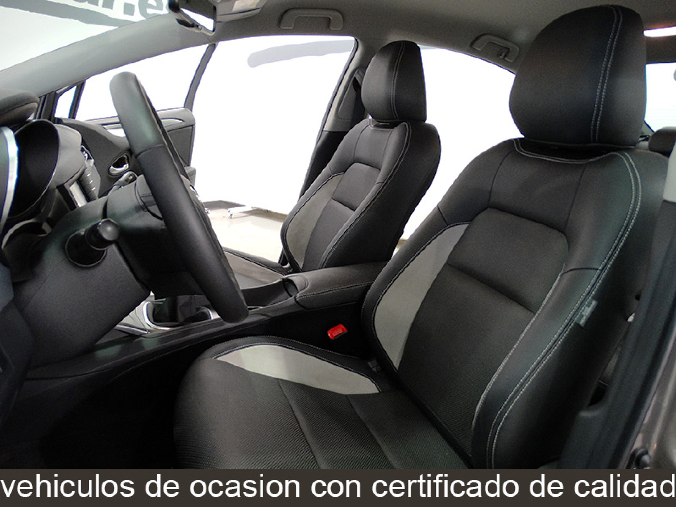 Foto Toyota Avensis 18