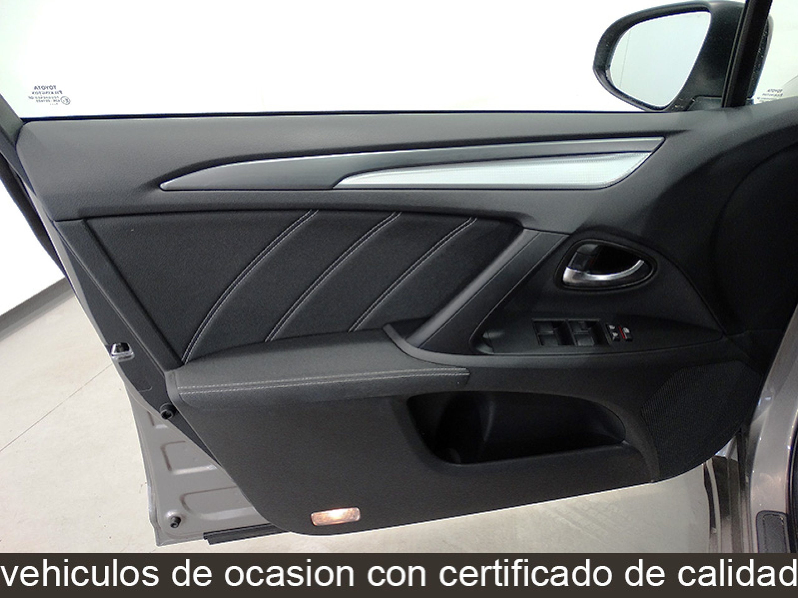 Foto Toyota Avensis 21
