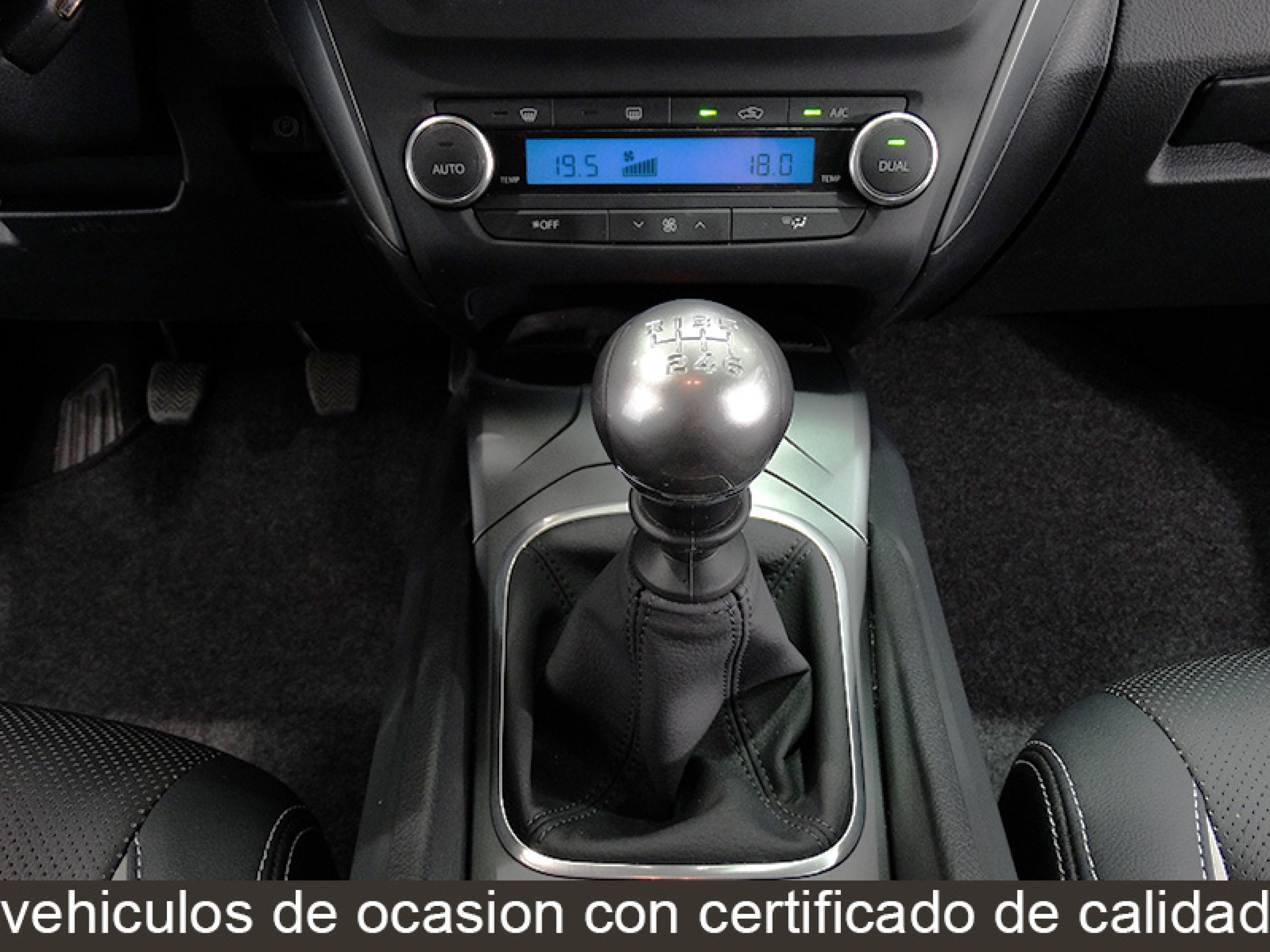 Foto Toyota Avensis 22