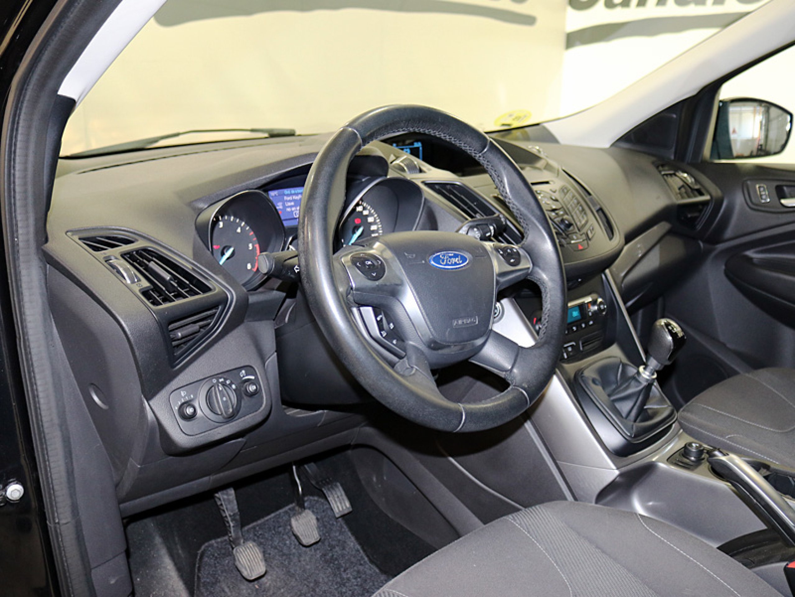Foto Ford Kuga 16