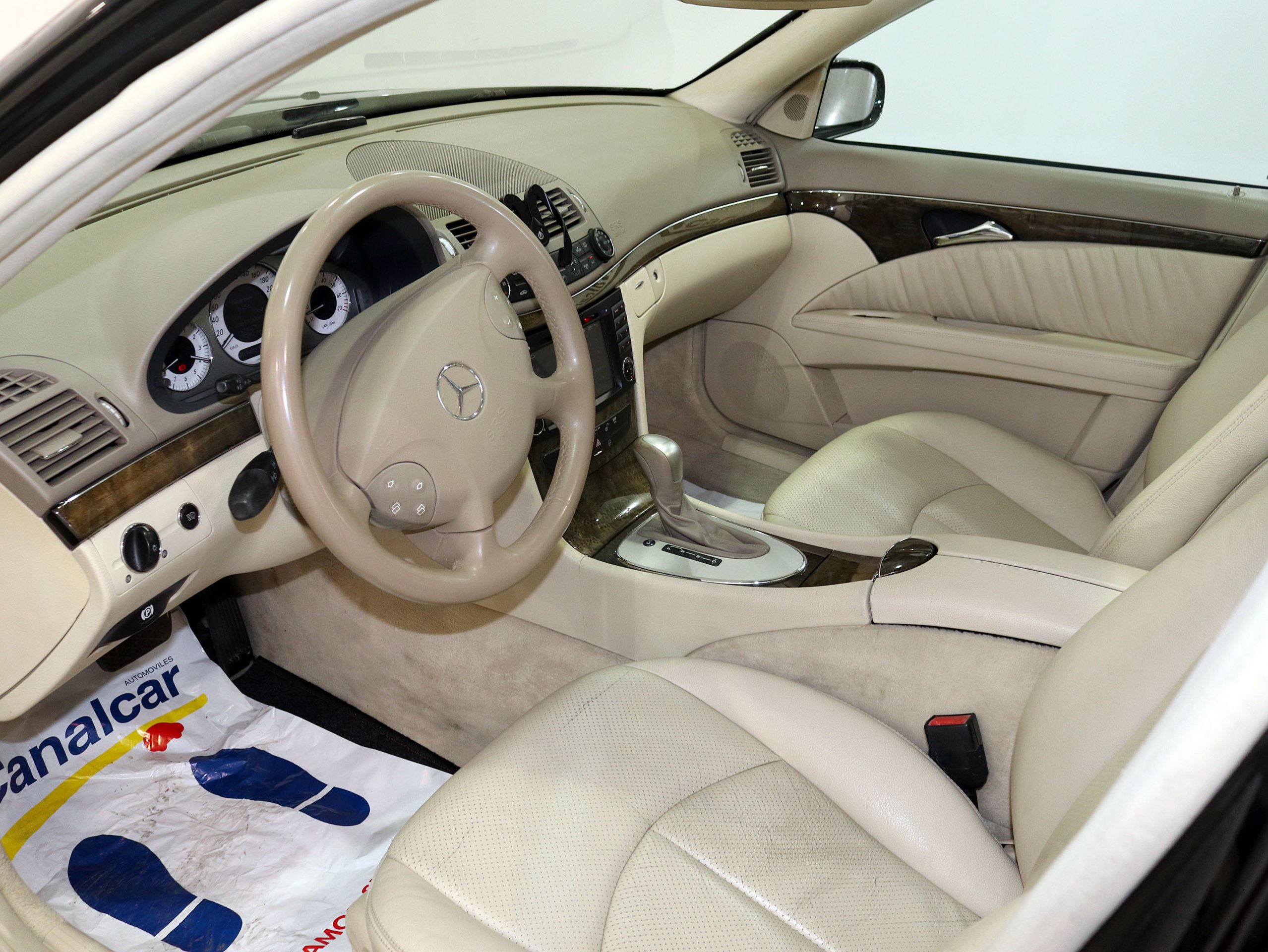 Foto Mercedes-Benz Clase E 14