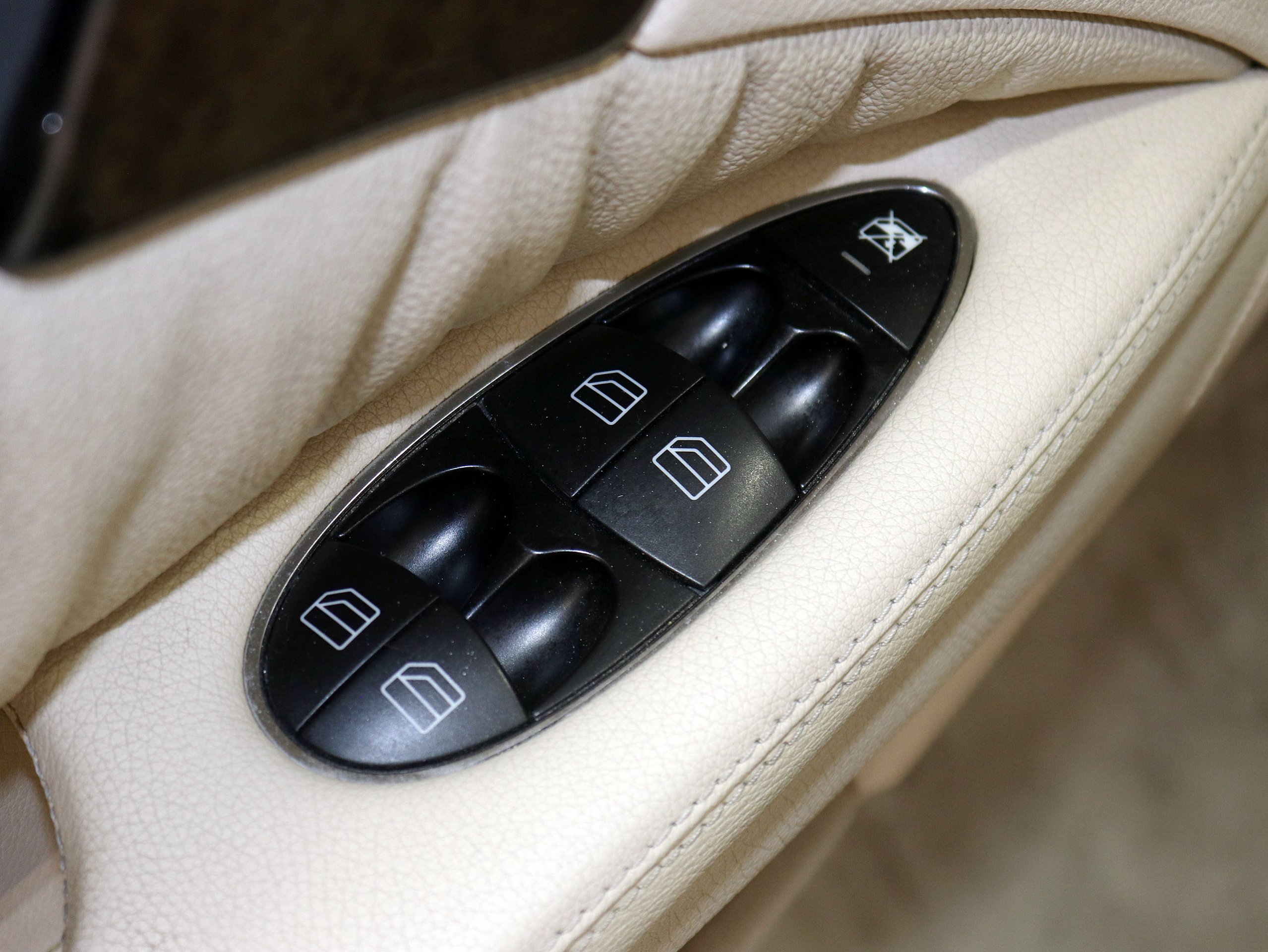 Foto Mercedes-Benz Clase E 22