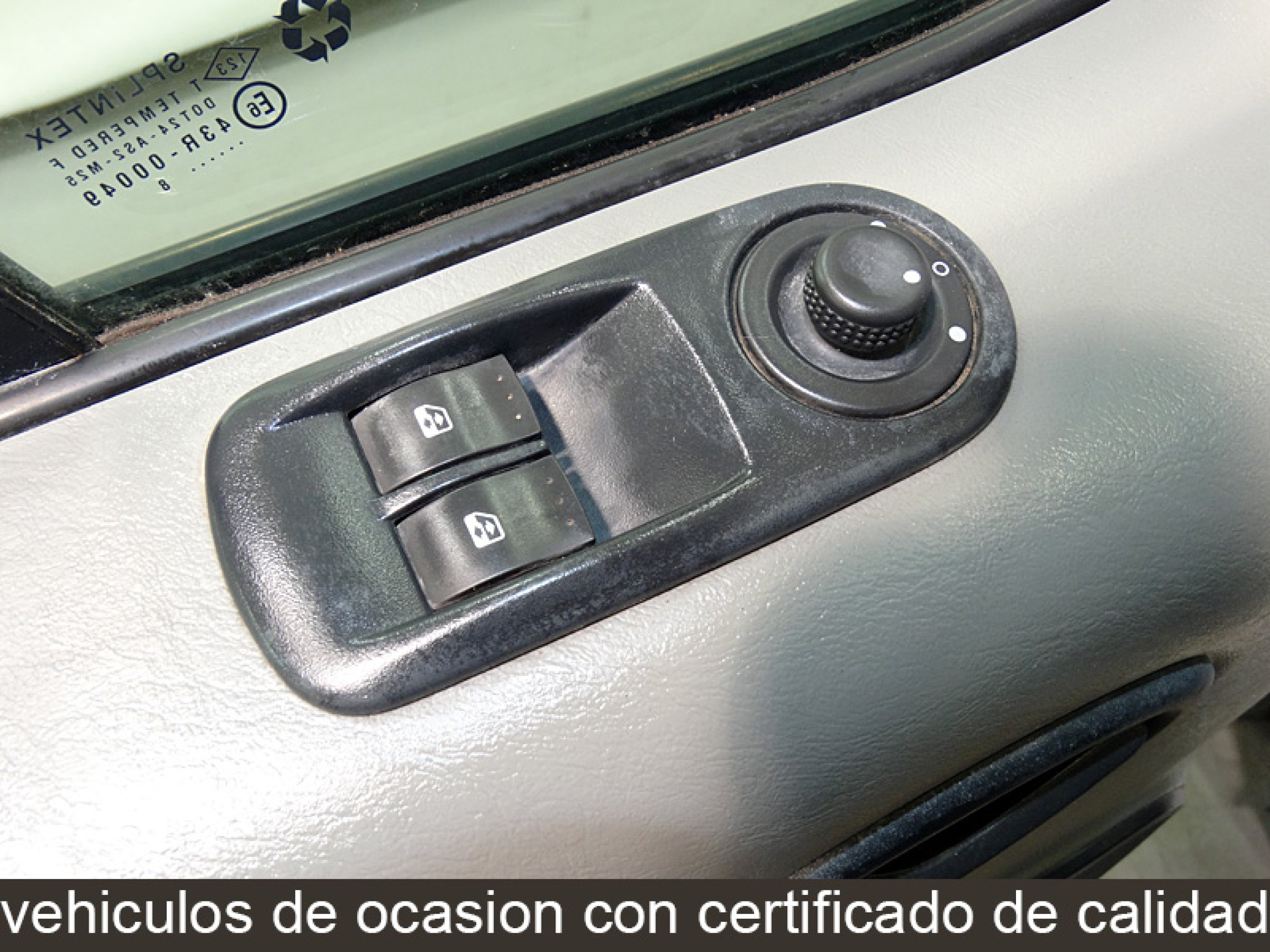 Foto Nissan Primastar 24