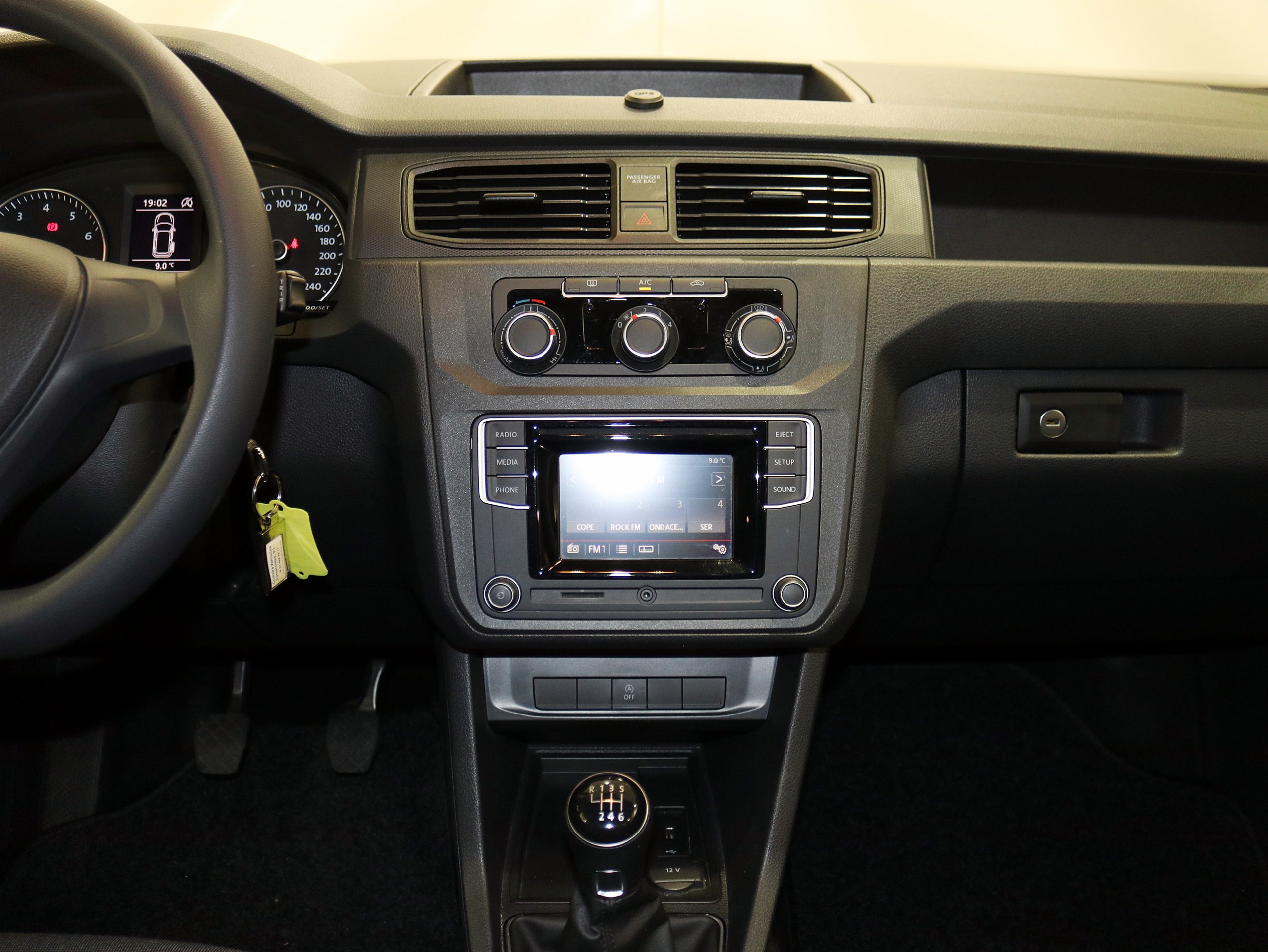 Foto Volkswagen Caddy 24