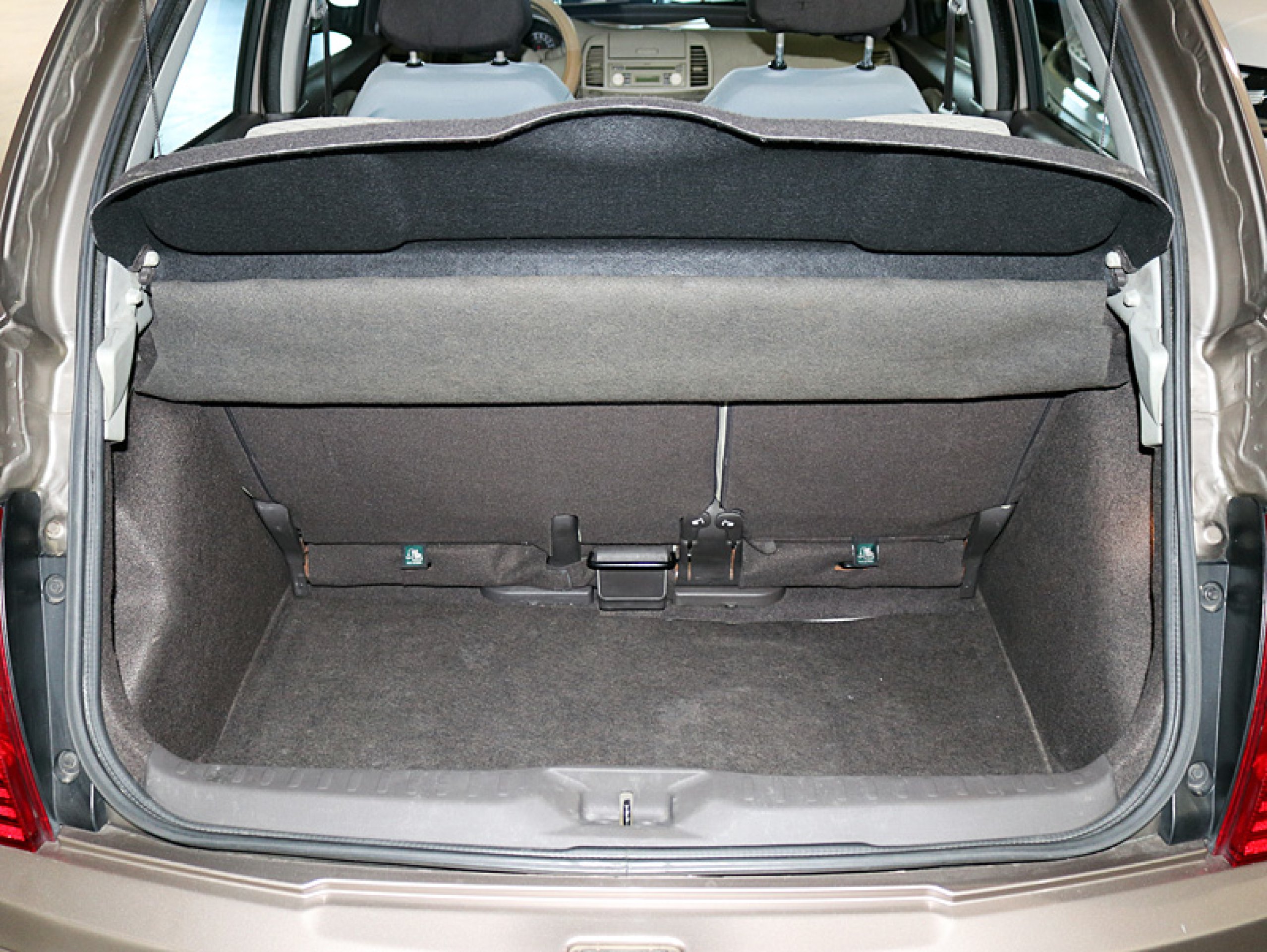 Foto Nissan Micra 9