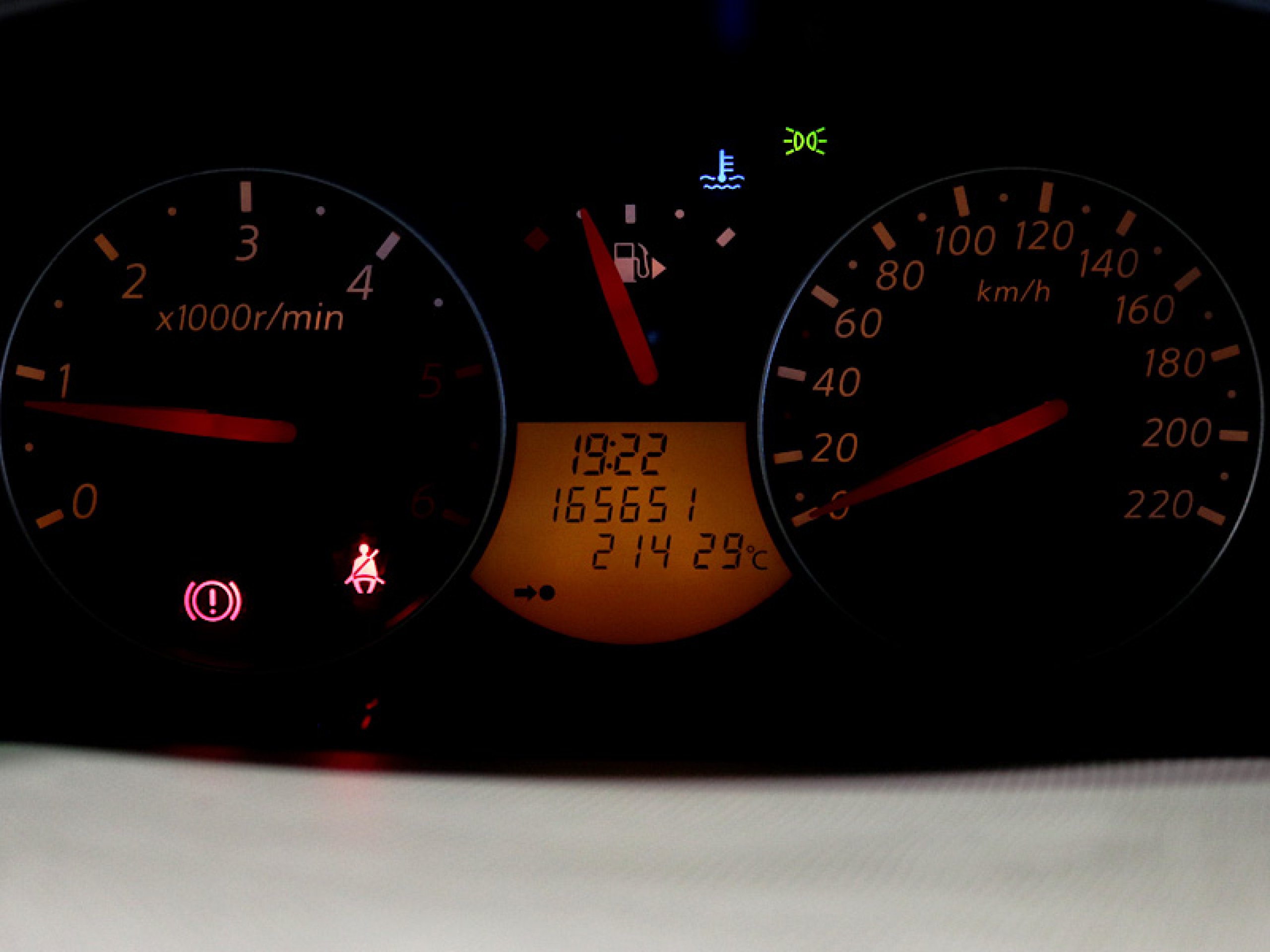 Foto Nissan Micra 13