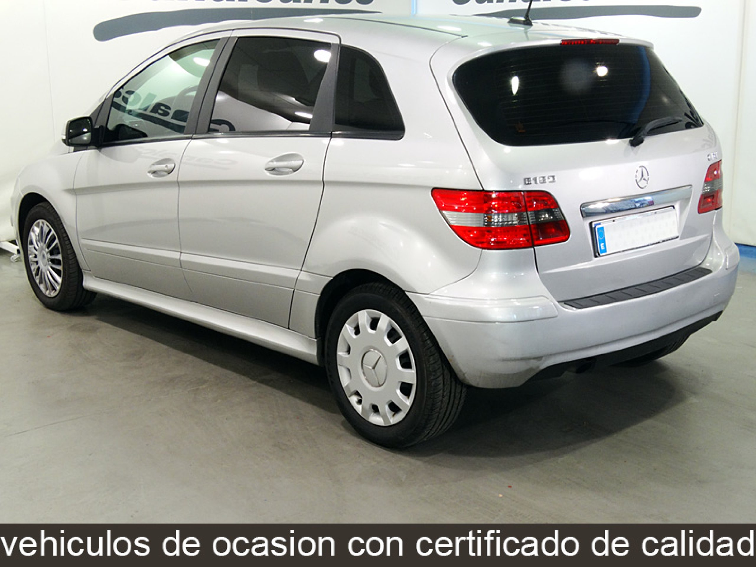 Foto Mercedes-Benz B 180 6