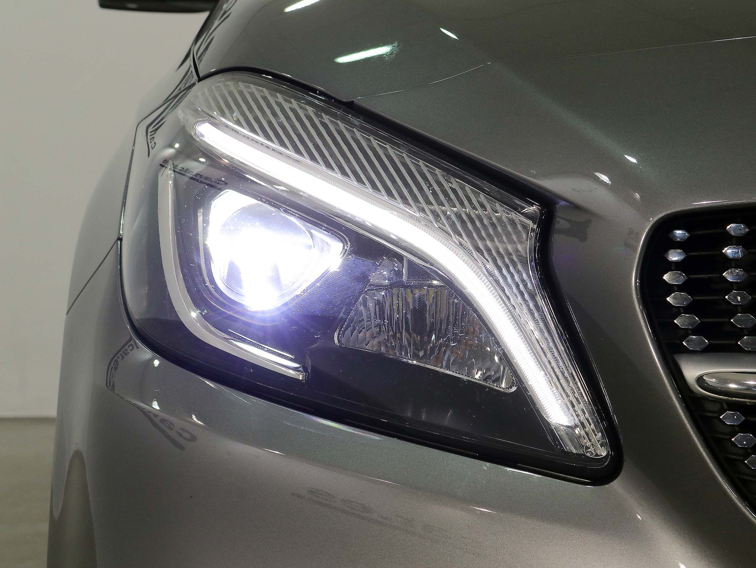 Foto Mercedes-Benz A 200 13