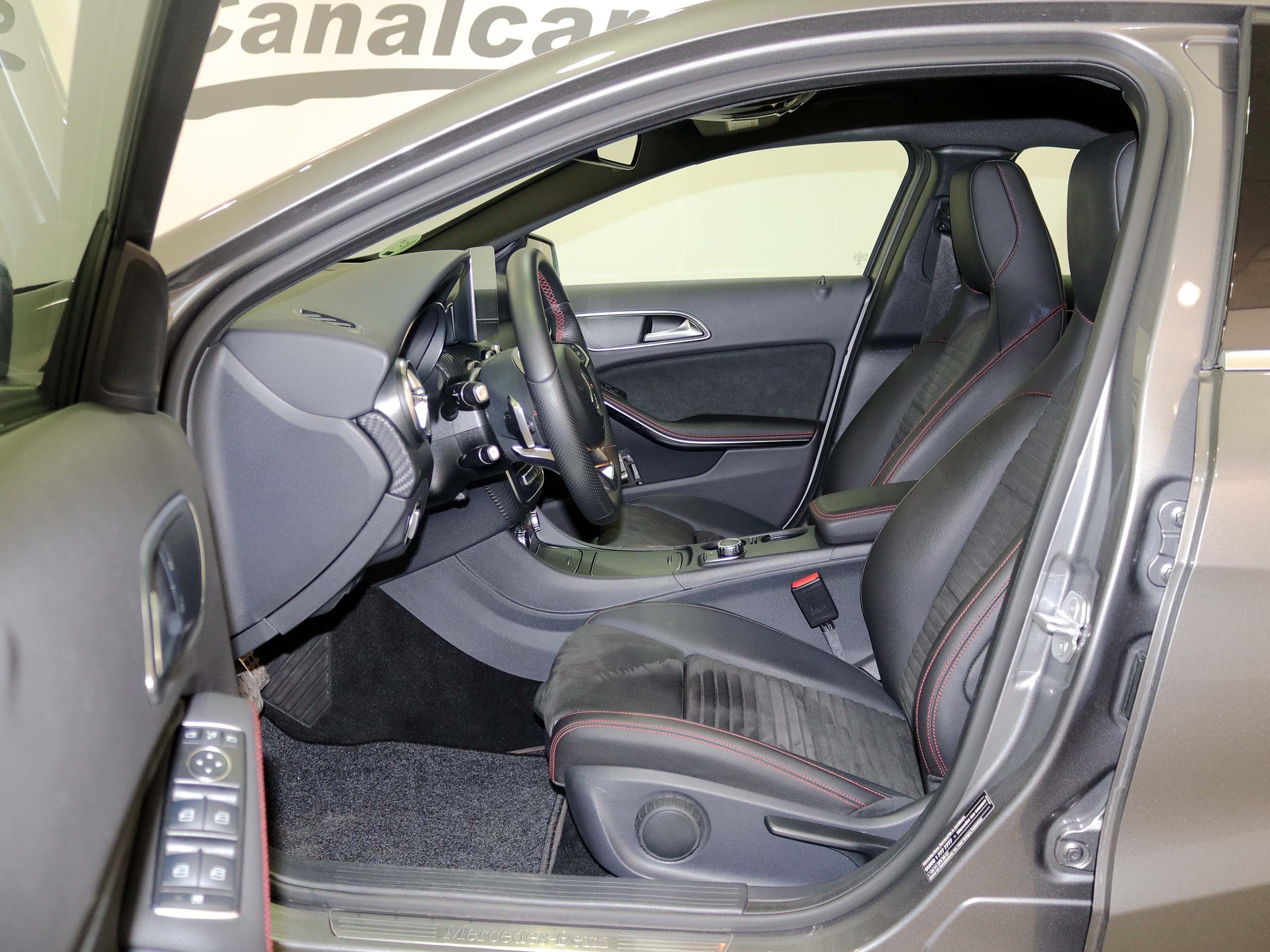 Foto Mercedes-Benz A 200 16