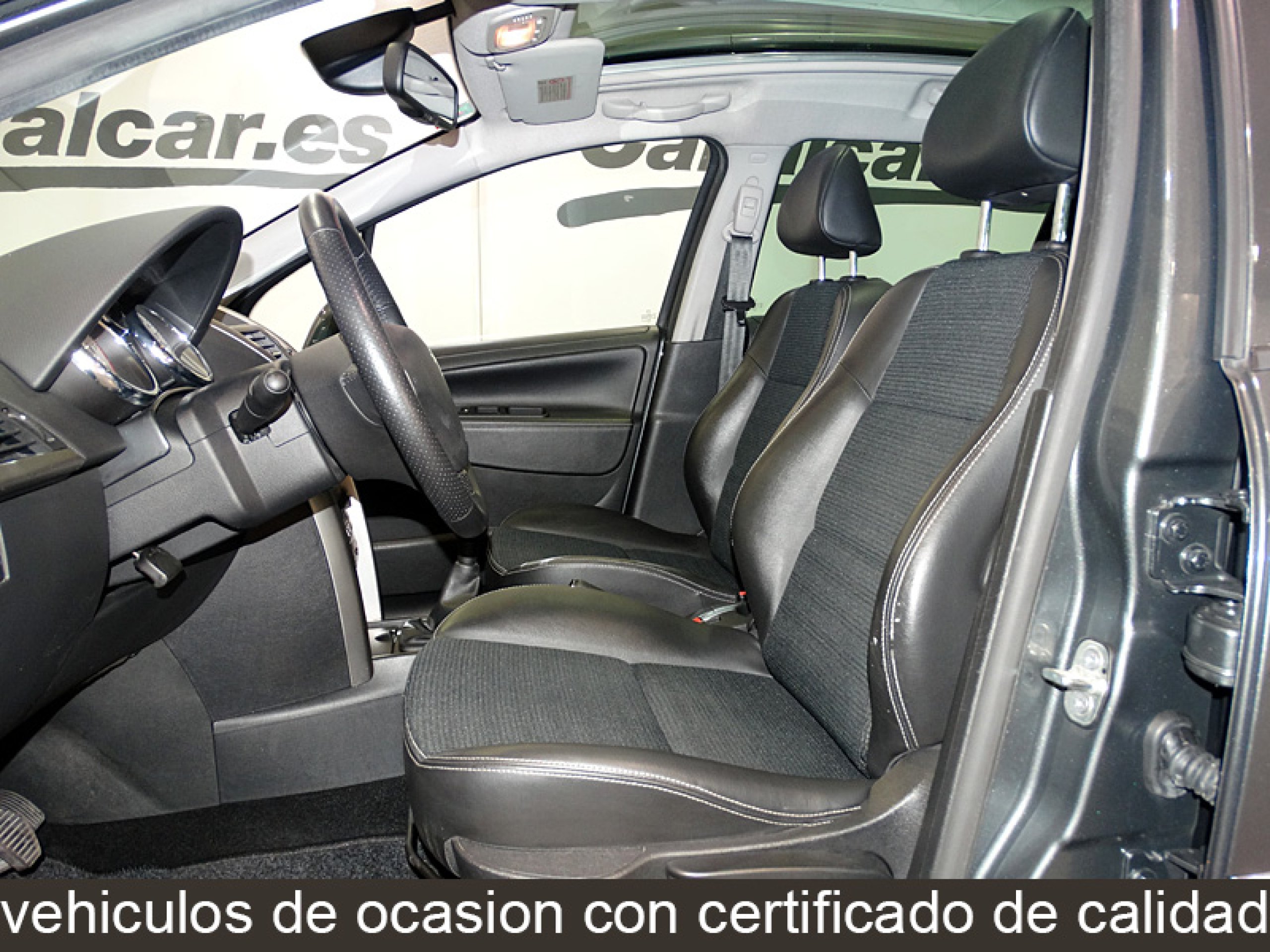 Foto Peugeot 207 15