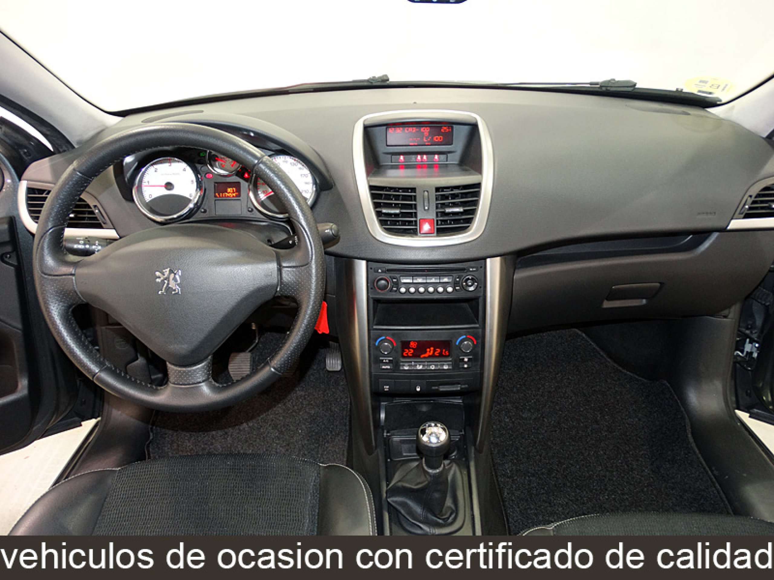 Foto Peugeot 207 22