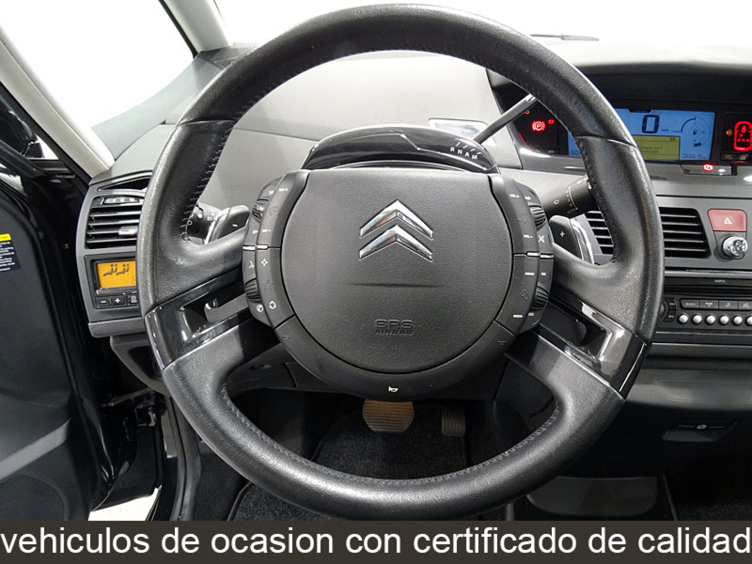 Foto Citroen Grand C4 Picasso 23