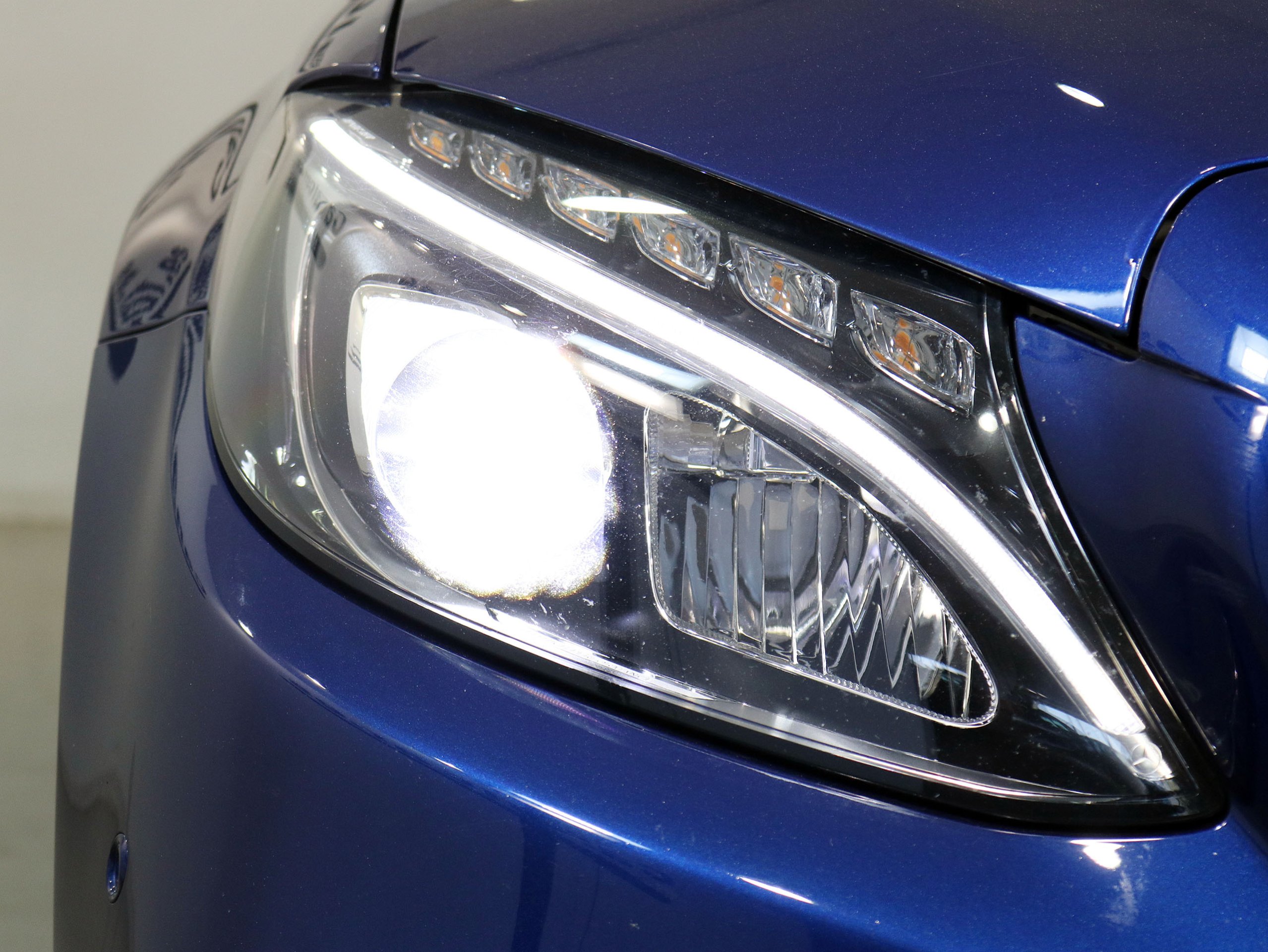 Foto Mercedes-Benz C 220 10