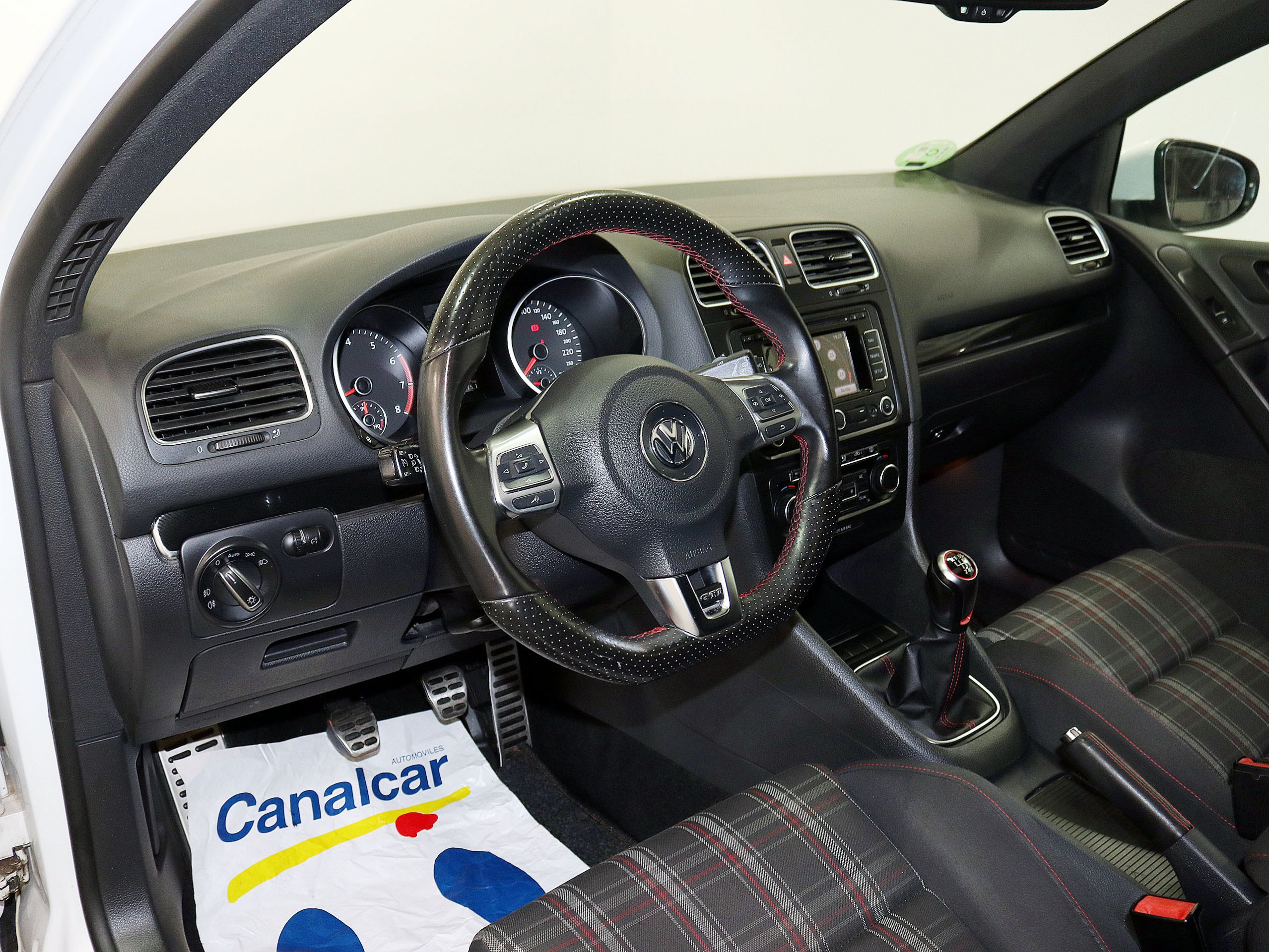 Foto Volkswagen Golf 18