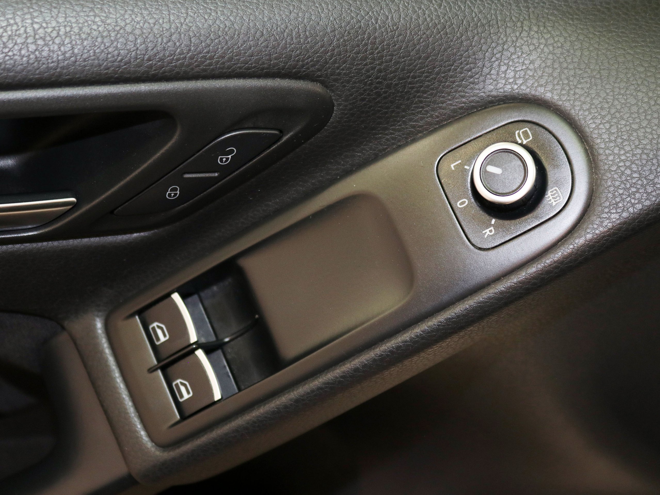 Foto Volkswagen Golf 27