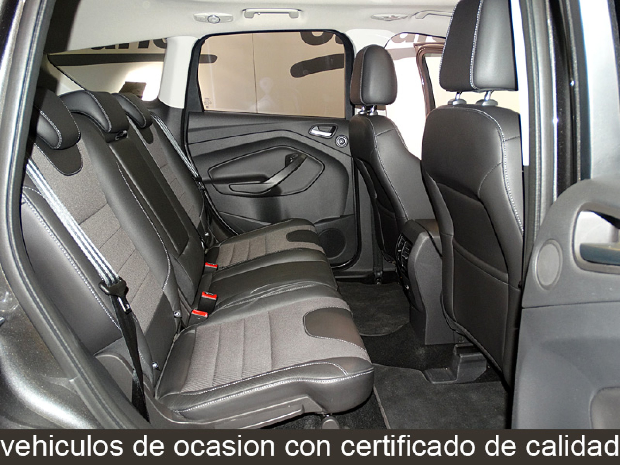 Foto Ford Kuga 17