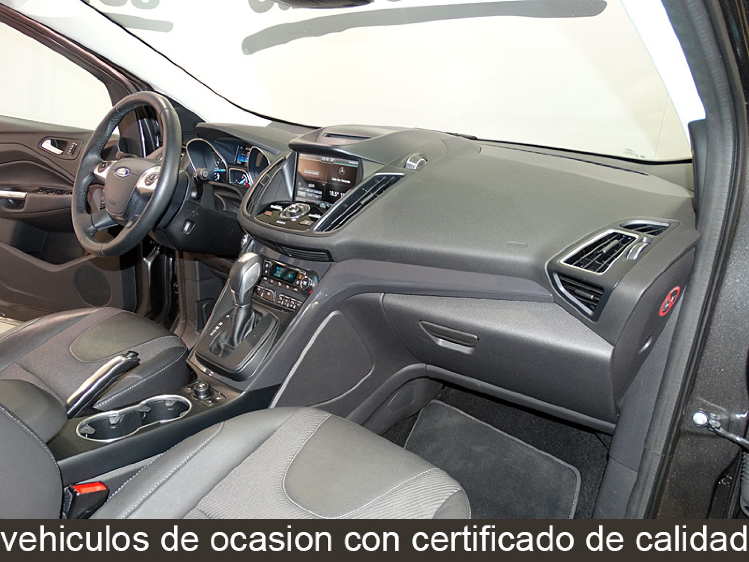Foto Ford Kuga 39