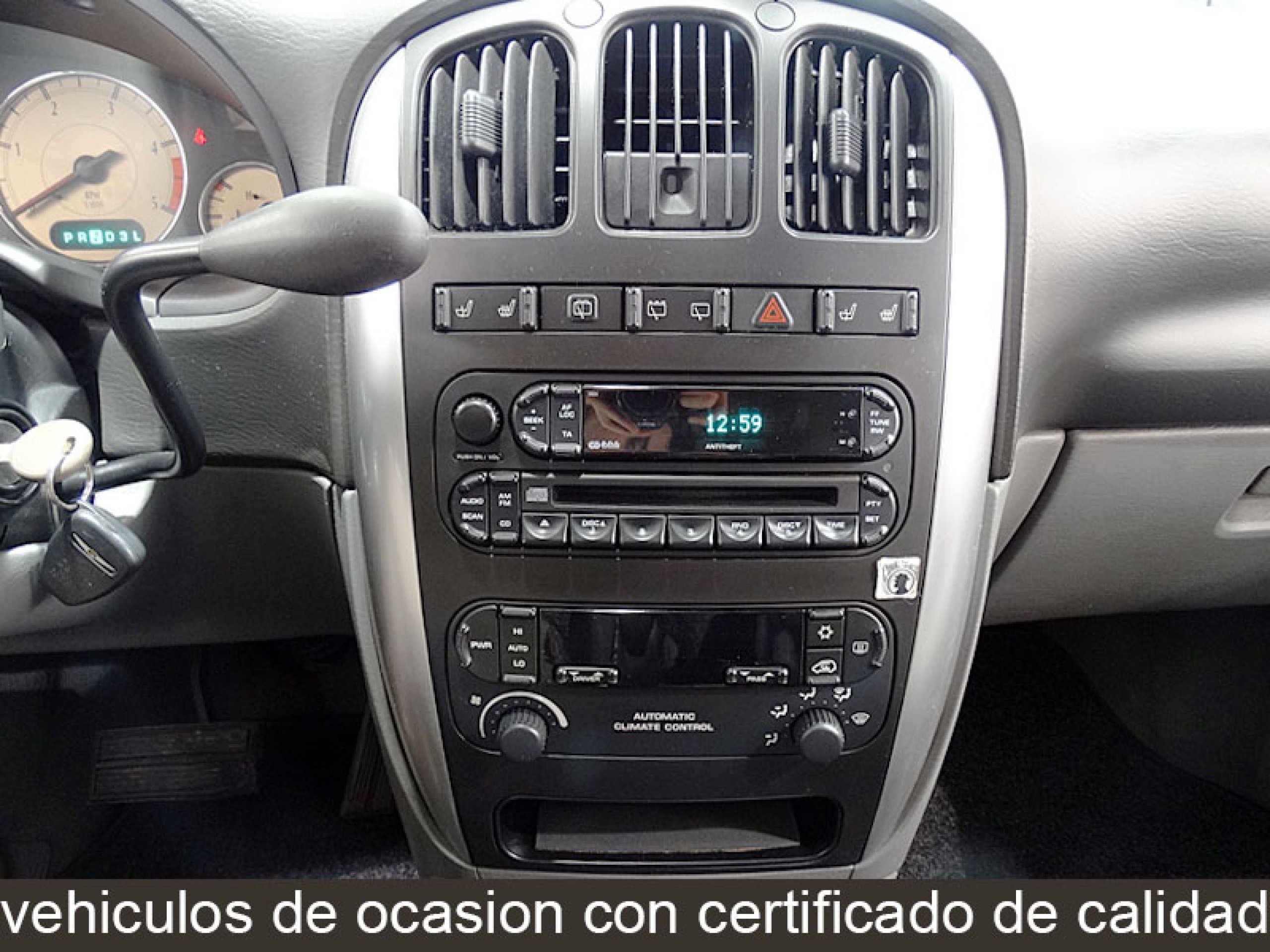 Foto Chrysler Voyager 13