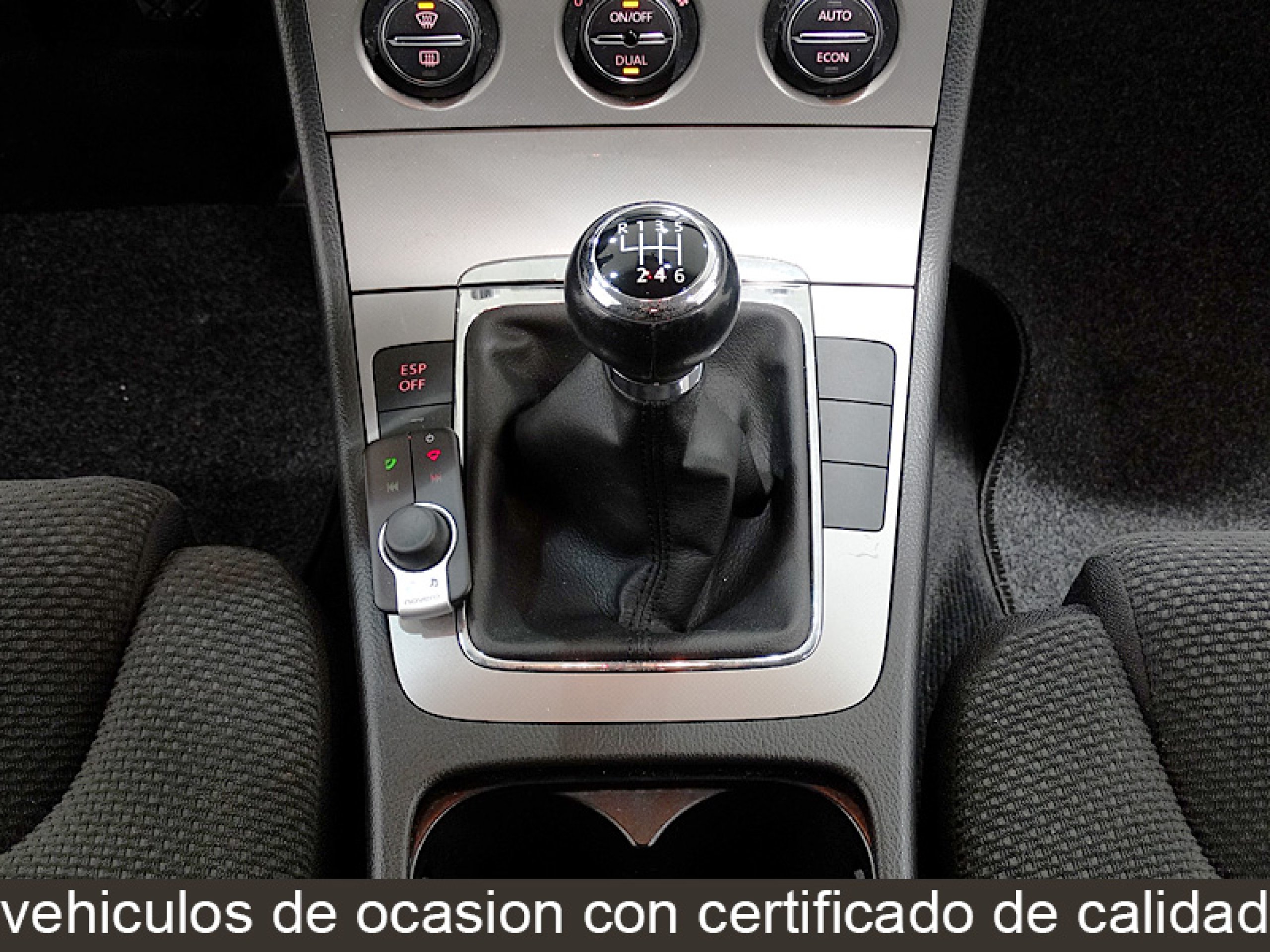 Foto Volkswagen Passat 30