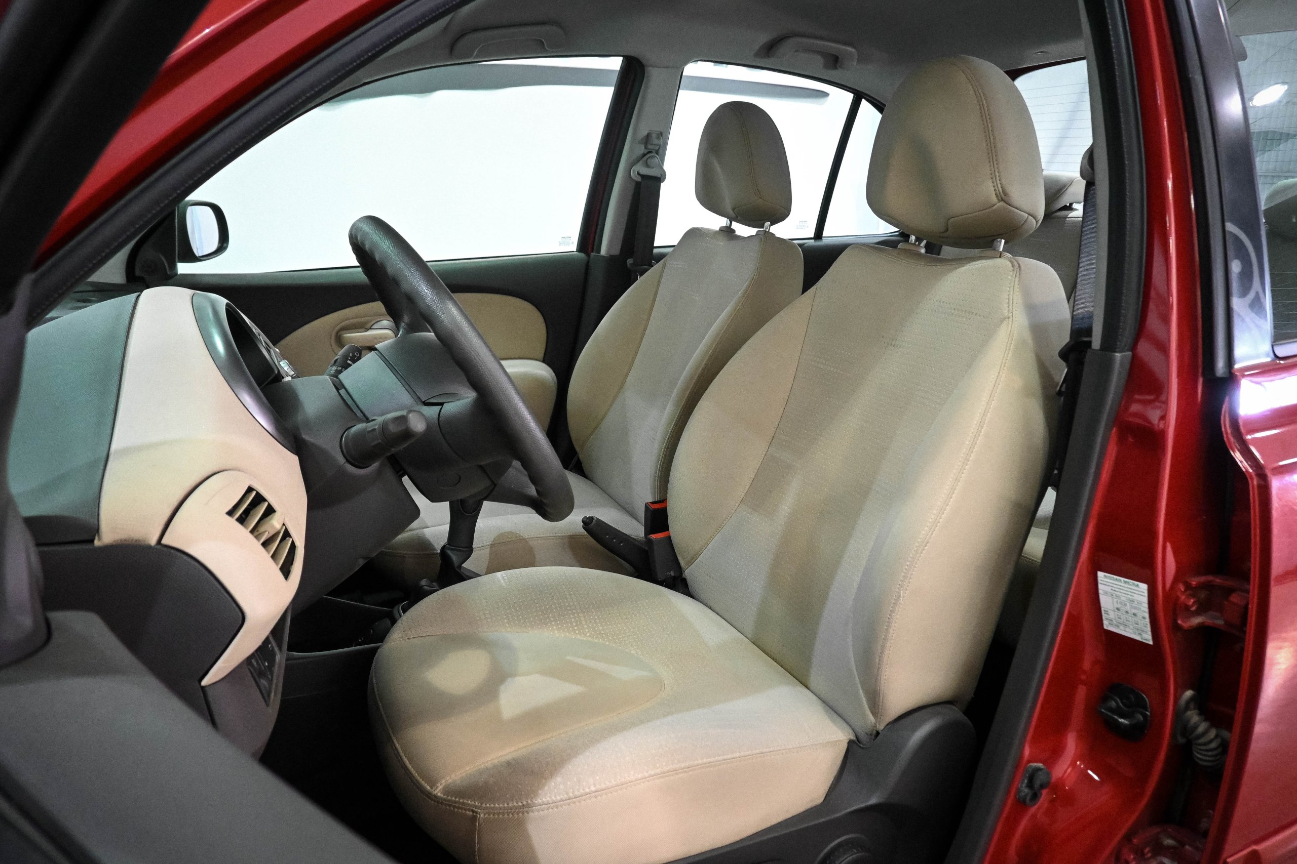 Foto Nissan Micra 11