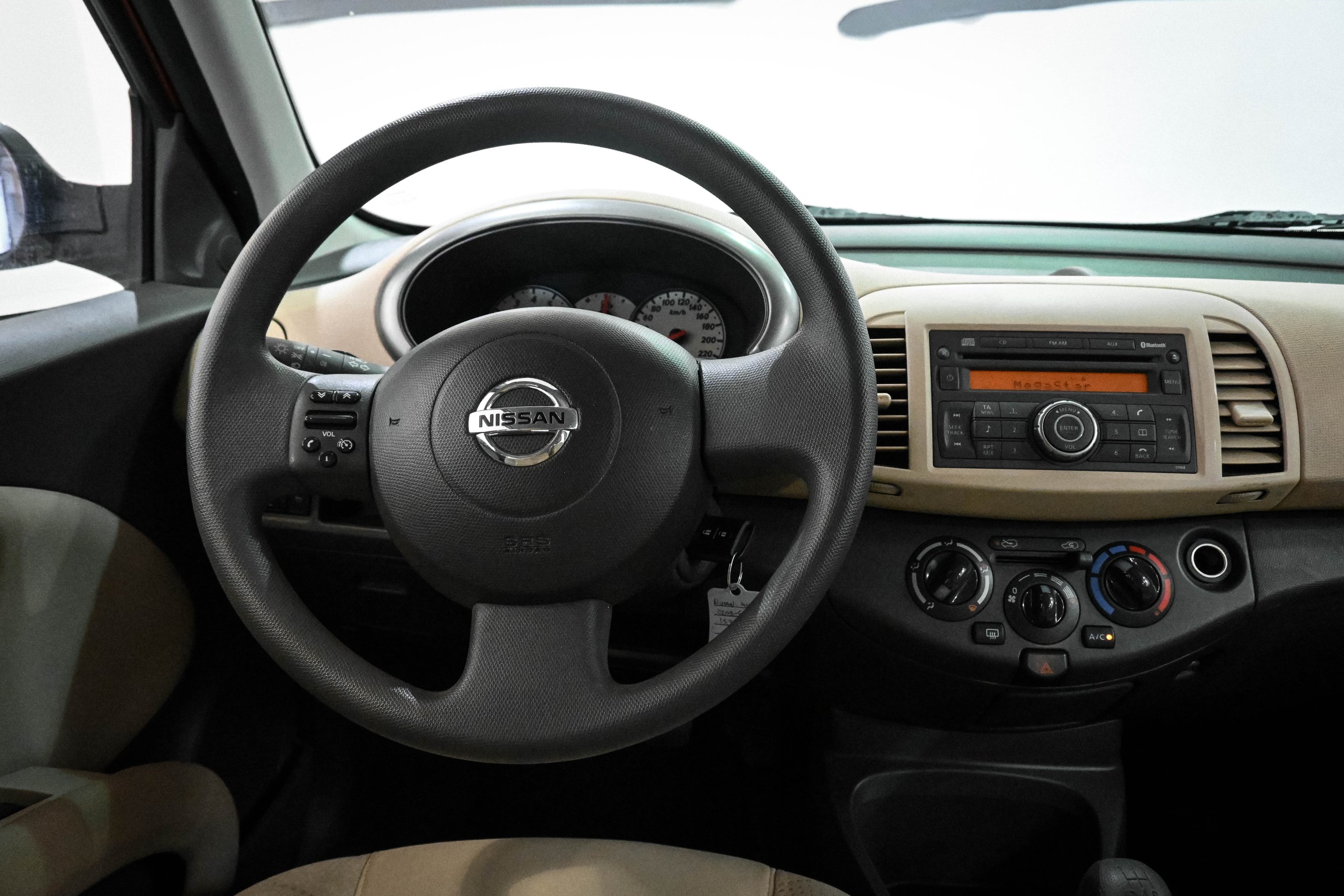 Foto Nissan Micra 18