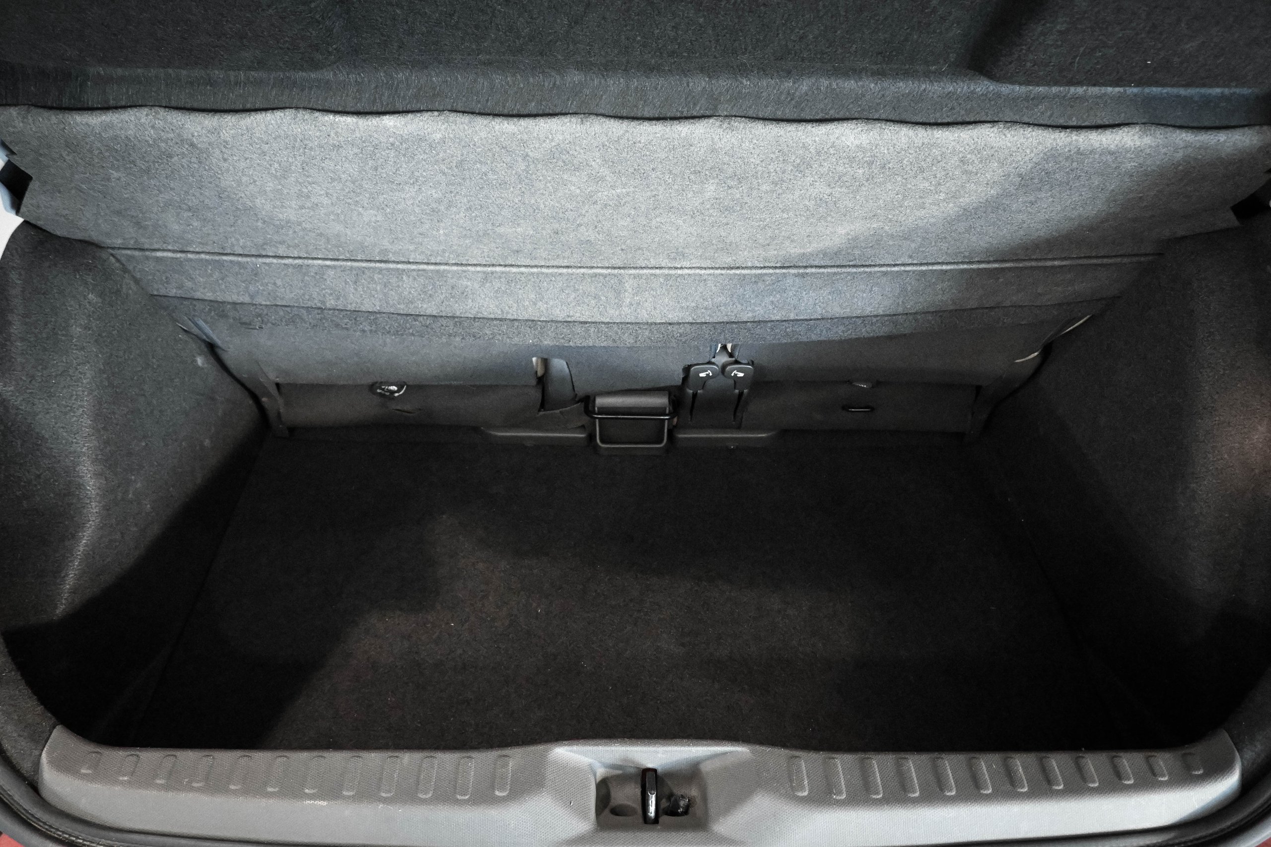 Foto Nissan Micra 9
