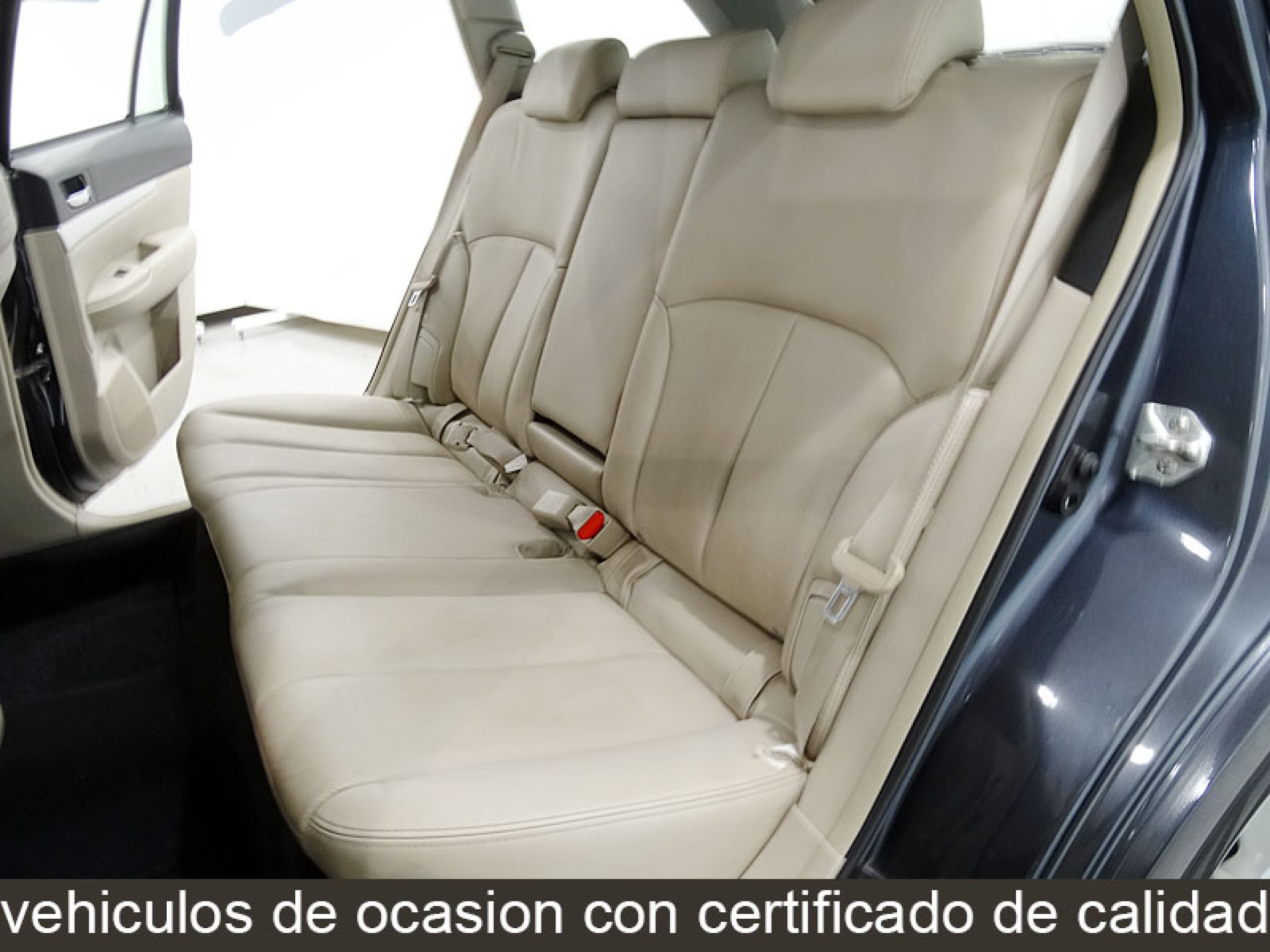 Foto Subaru OUTBACK 11