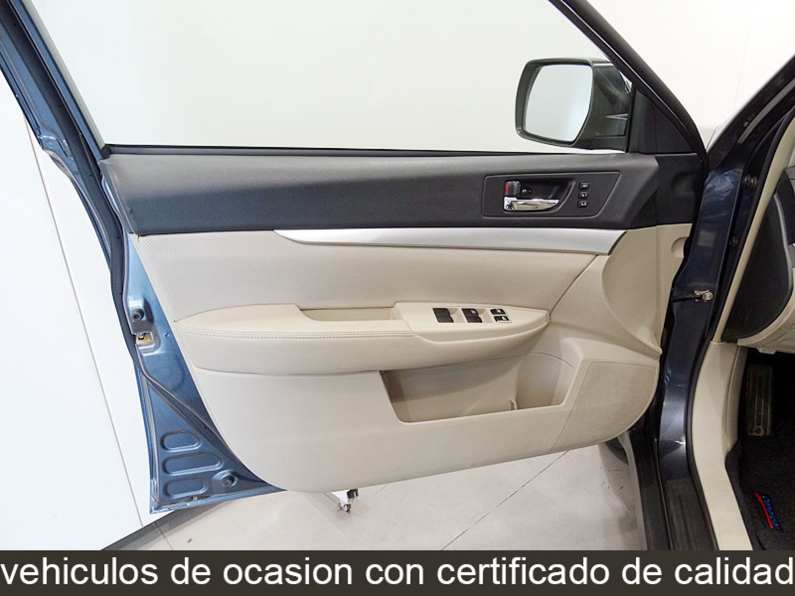 Foto Subaru OUTBACK 22