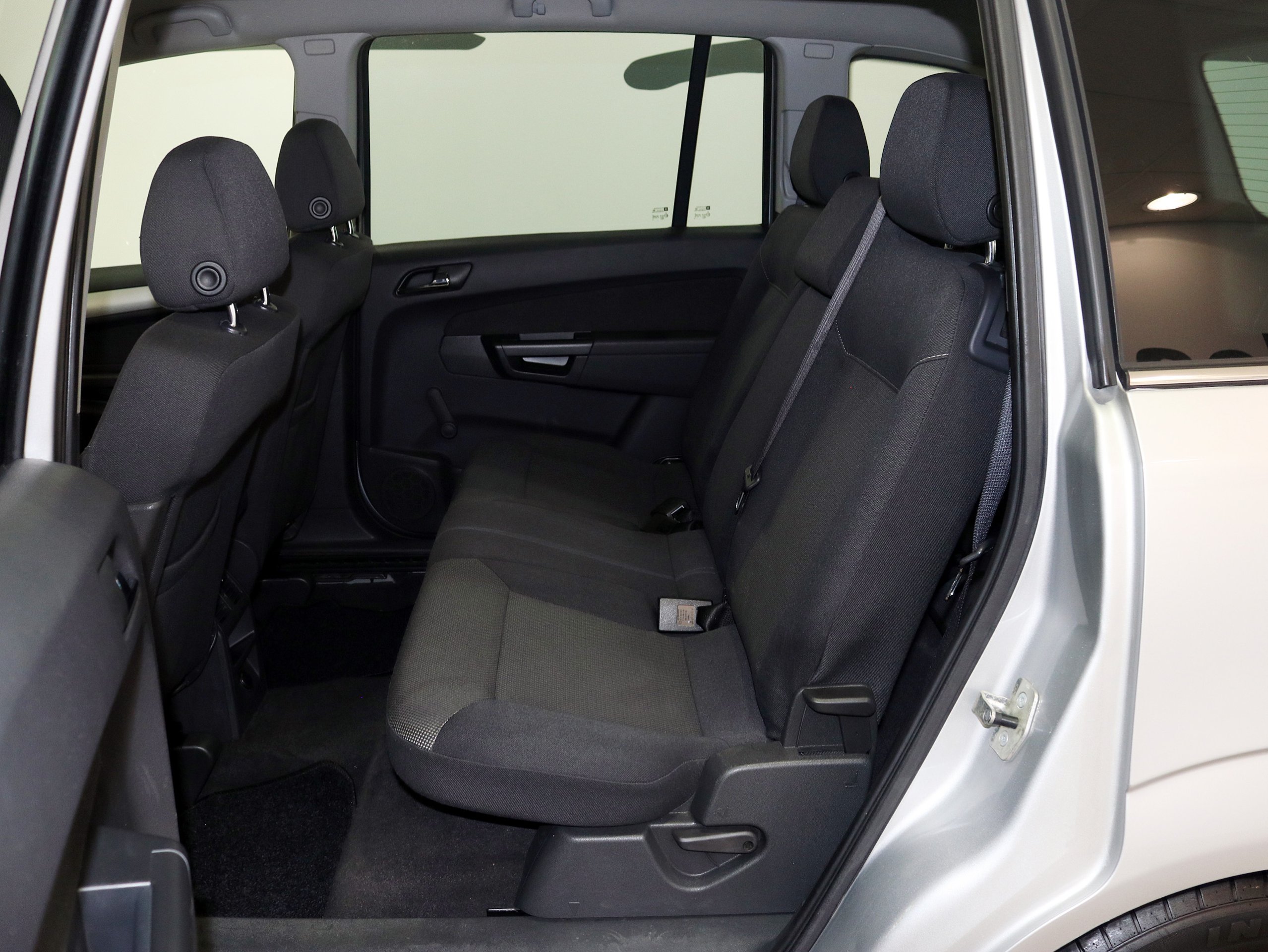 Foto Opel Zafira 15